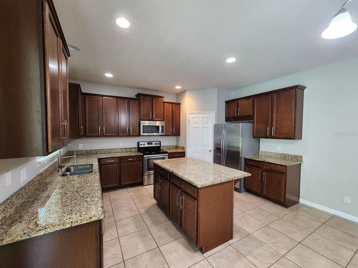 5344 DOVE TREE ST, ORLANDO, FL, 32811