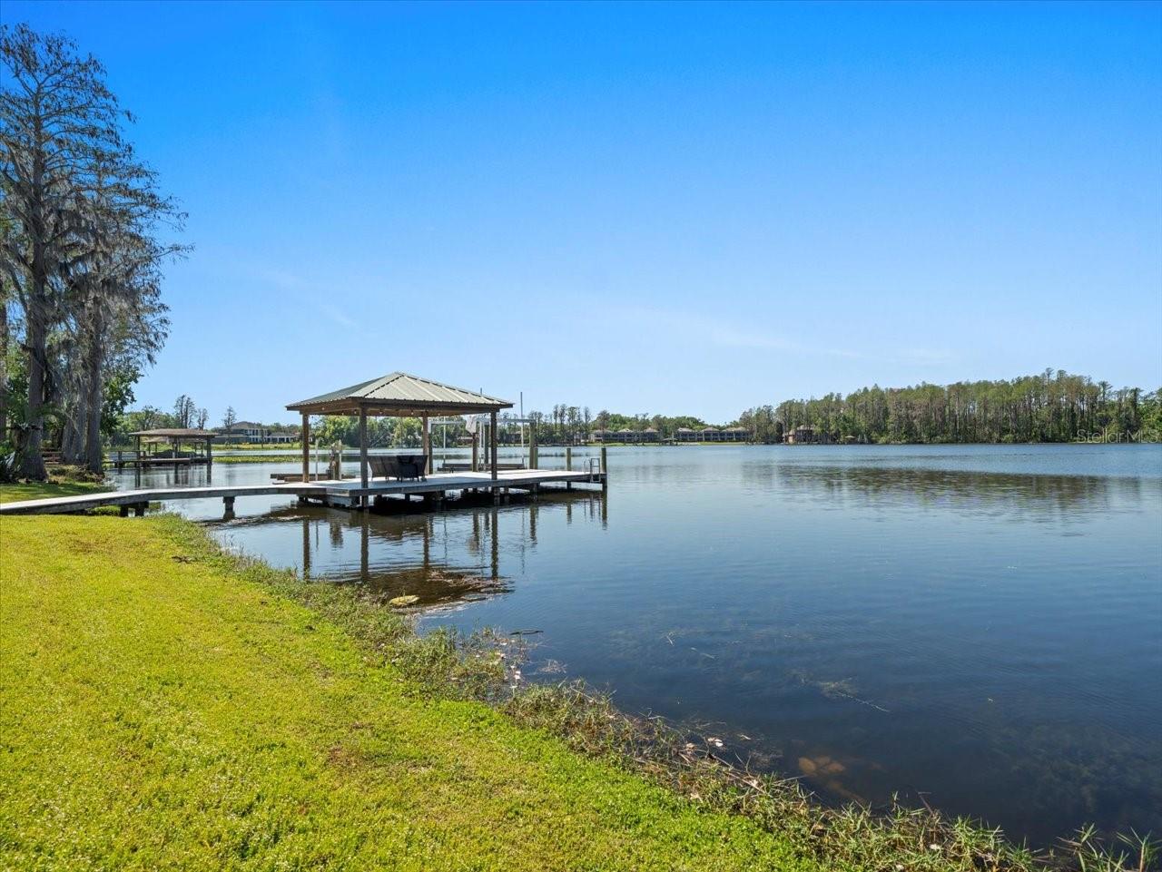 3210 STONEYBROOK LN, TAMPA, FL, 33618