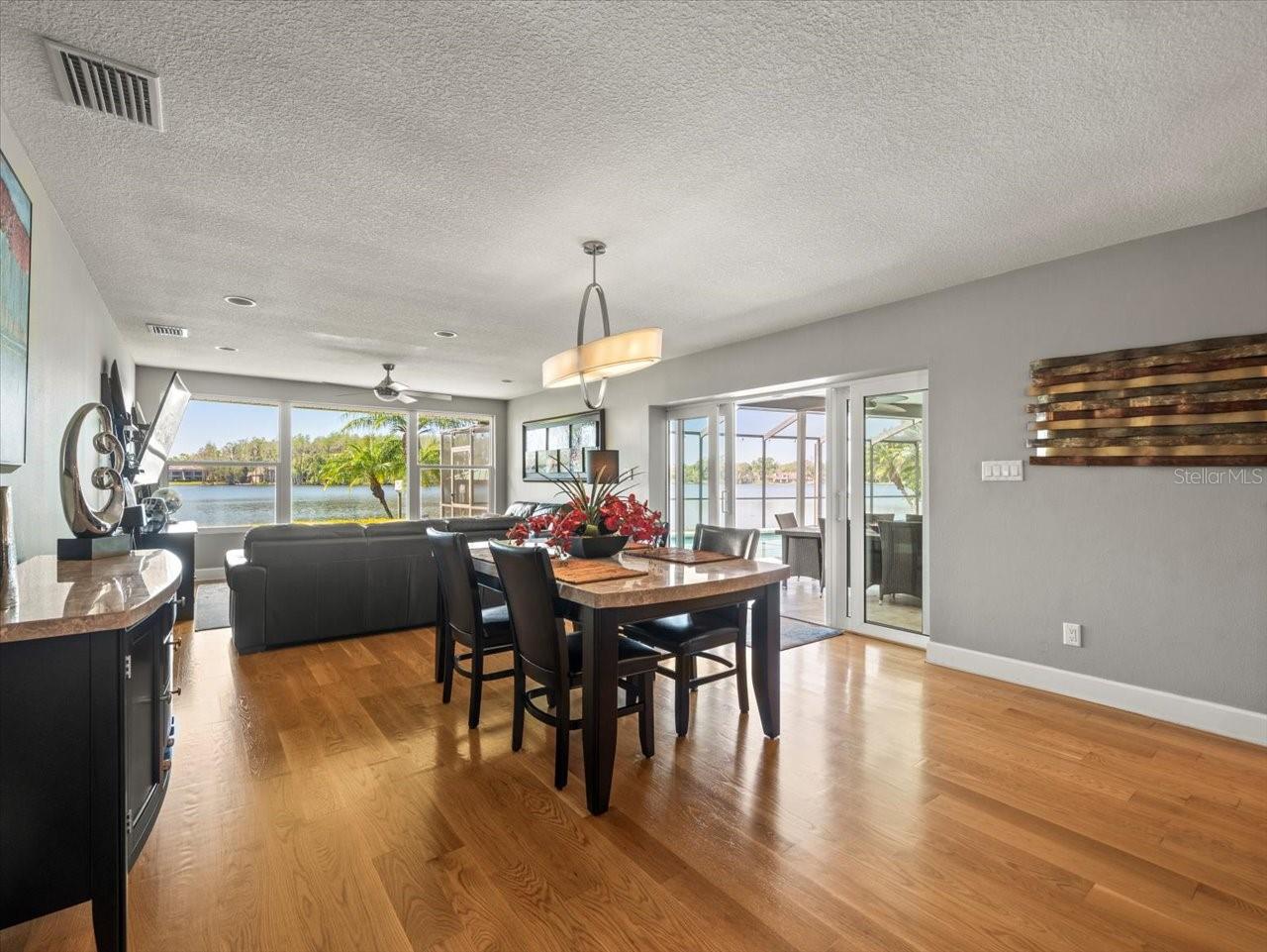 3210 STONEYBROOK LN, TAMPA, FL, 33618