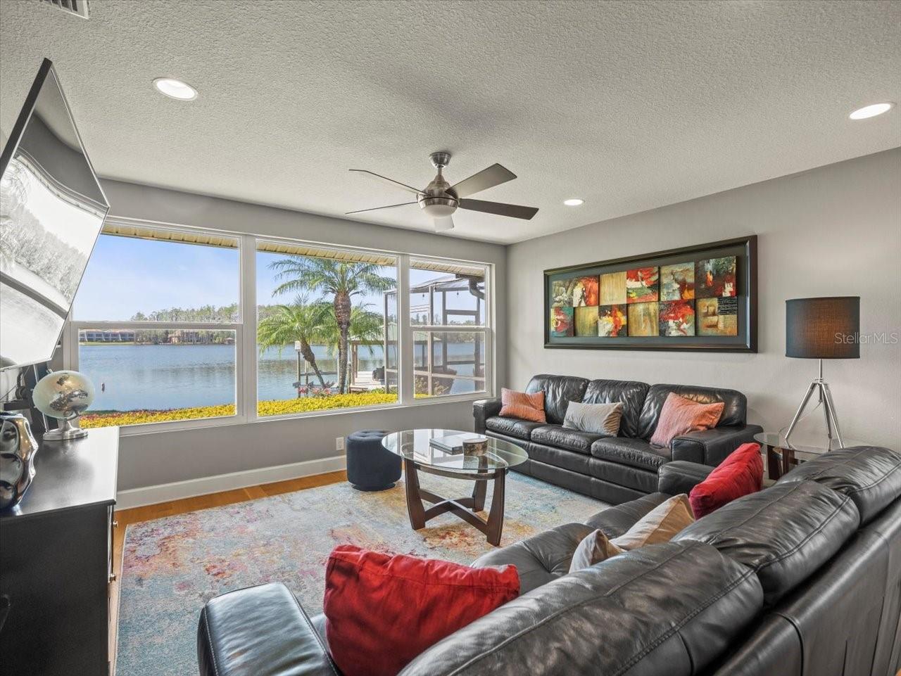 3210 STONEYBROOK LN, TAMPA, FL, 33618