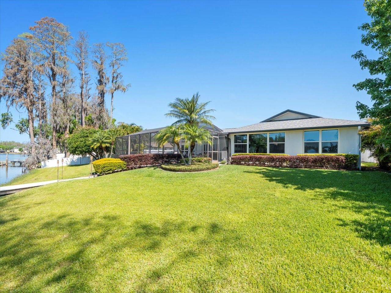 3210 STONEYBROOK LN, TAMPA, FL, 33618