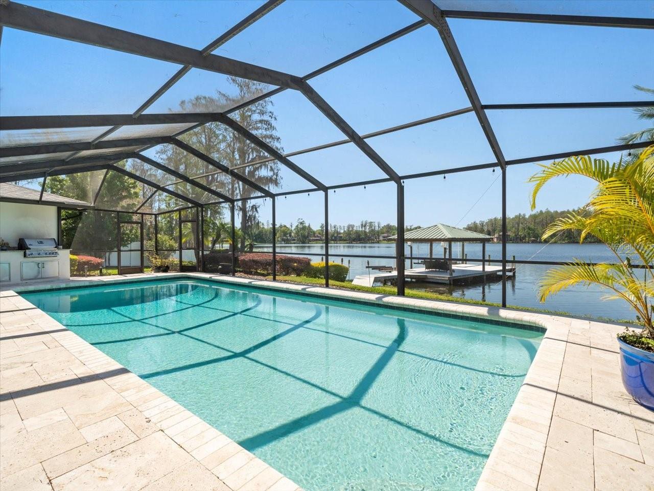 3210 STONEYBROOK LN, TAMPA, FL, 33618