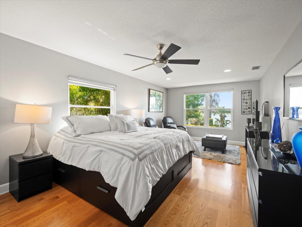 3210 STONEYBROOK LN, TAMPA, FL, 33618