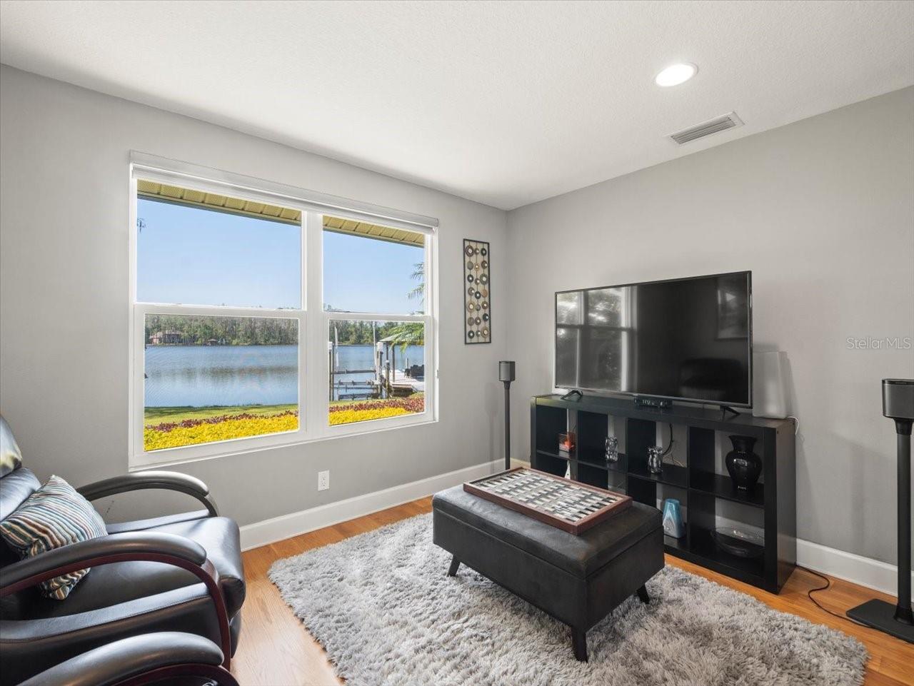 3210 STONEYBROOK LN, TAMPA, FL, 33618