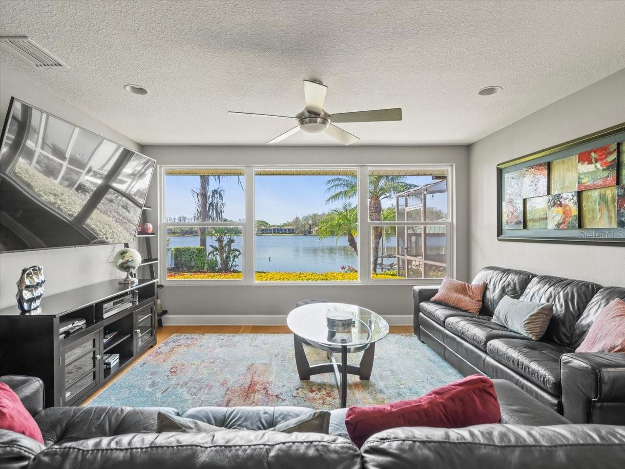 3210 STONEYBROOK LN, TAMPA, FL, 33618