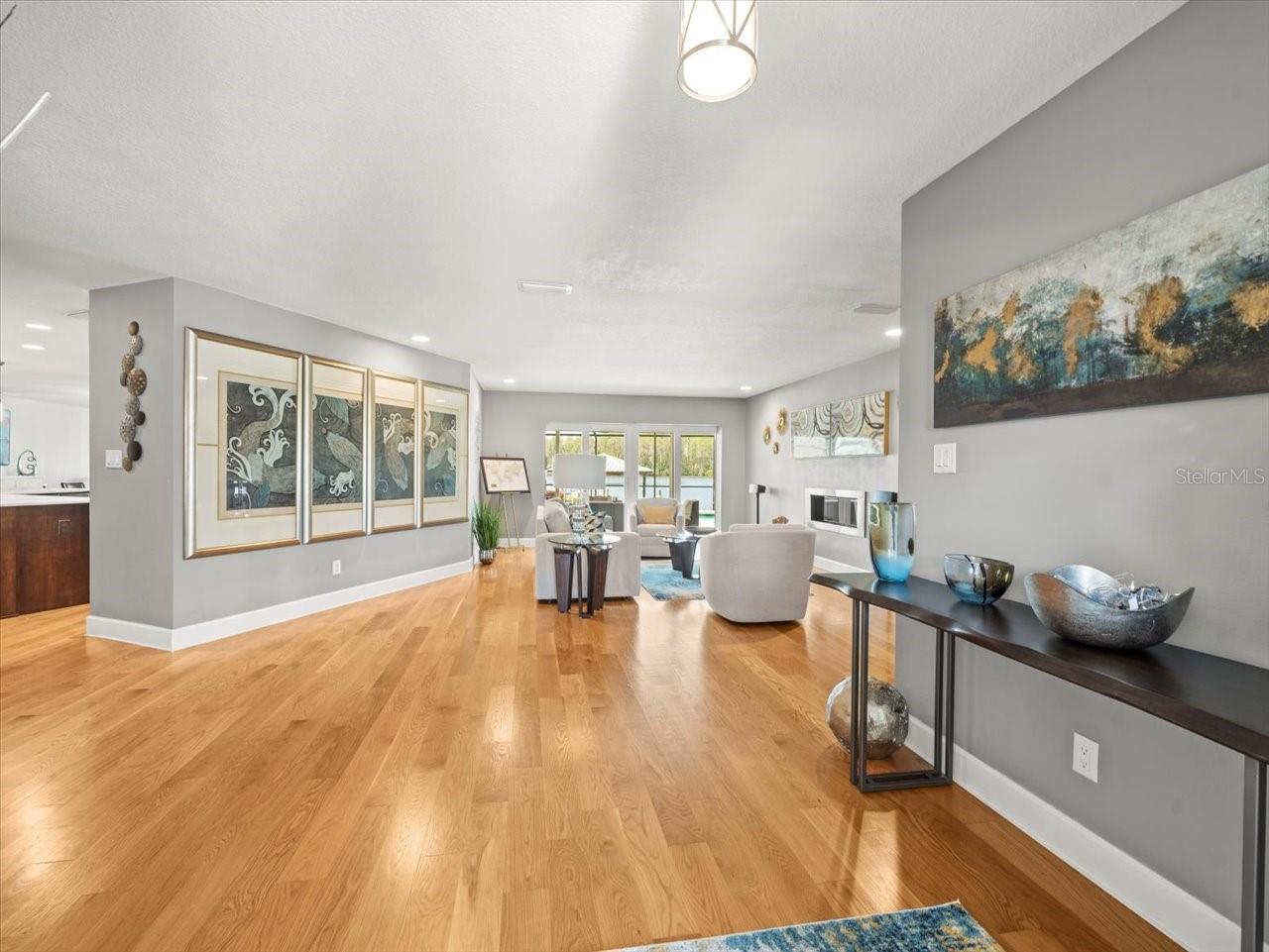 3210 STONEYBROOK LN, TAMPA, FL, 33618