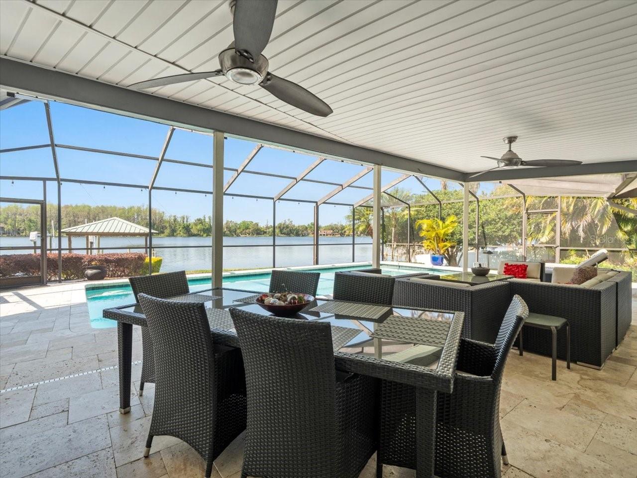 3210 STONEYBROOK LN, TAMPA, FL, 33618