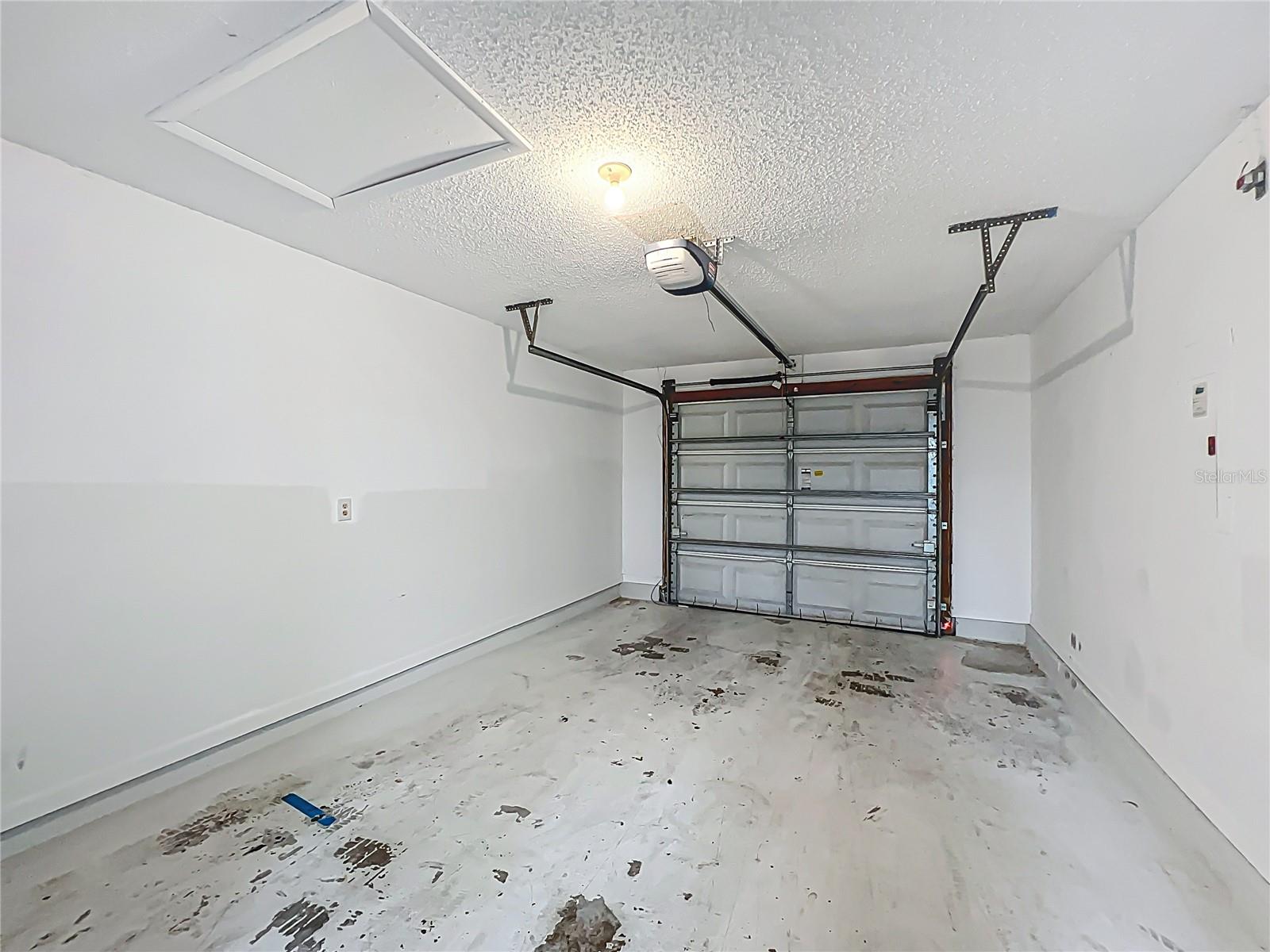 2042 WINDWARD PASS, LAKELAND, FL, 33813