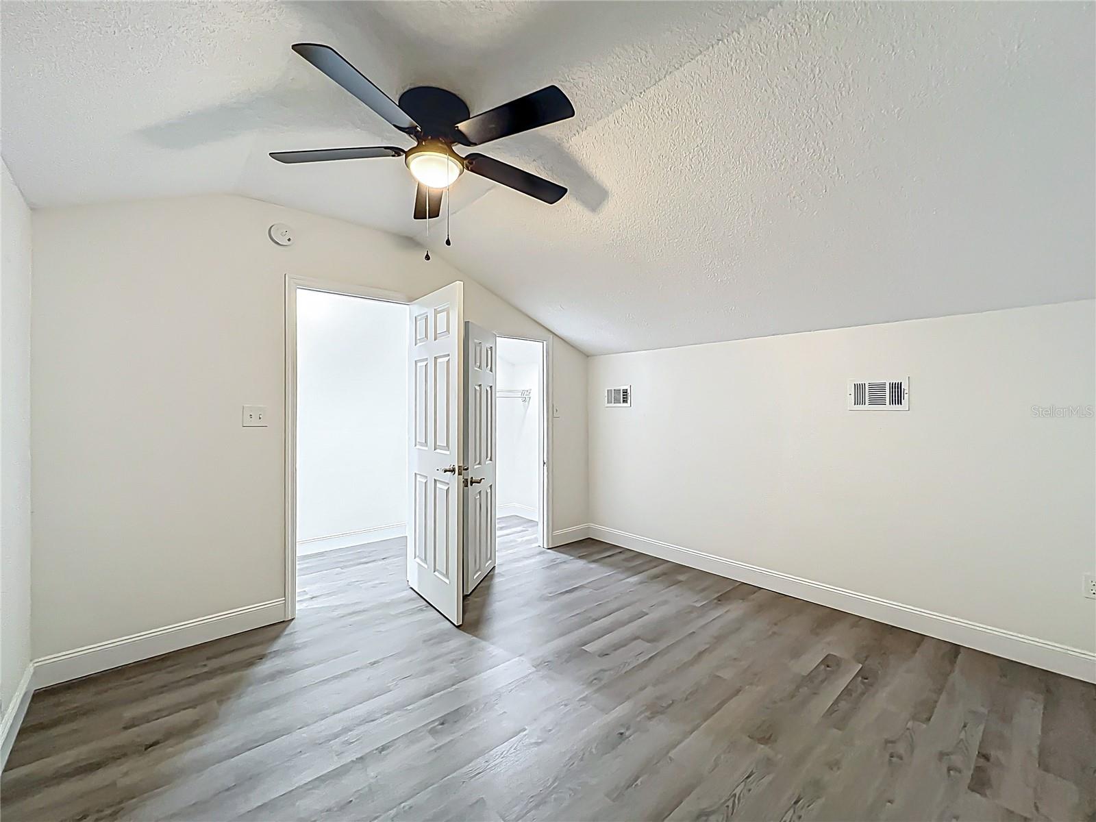 2042 WINDWARD PASS, LAKELAND, FL, 33813