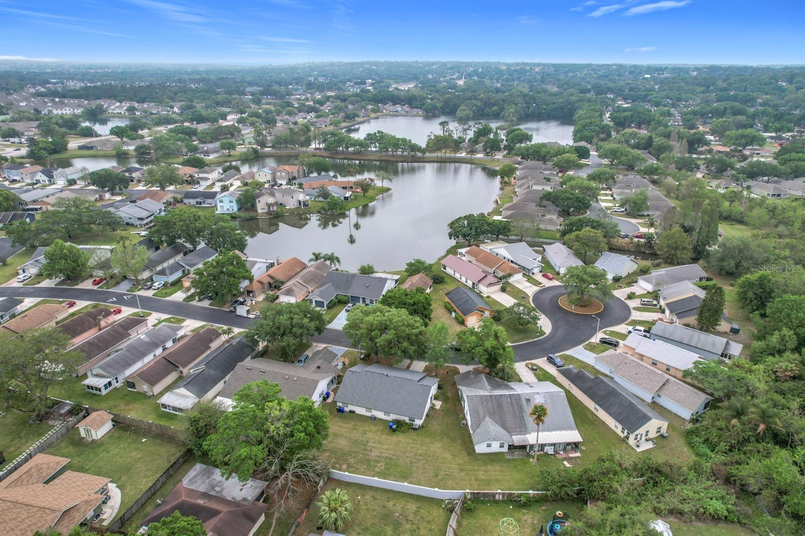 2042 WINDWARD PASS, LAKELAND, FL, 33813