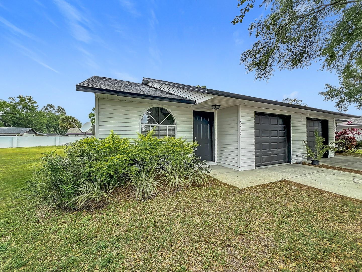 2042 WINDWARD PASS, LAKELAND, FL, 33813