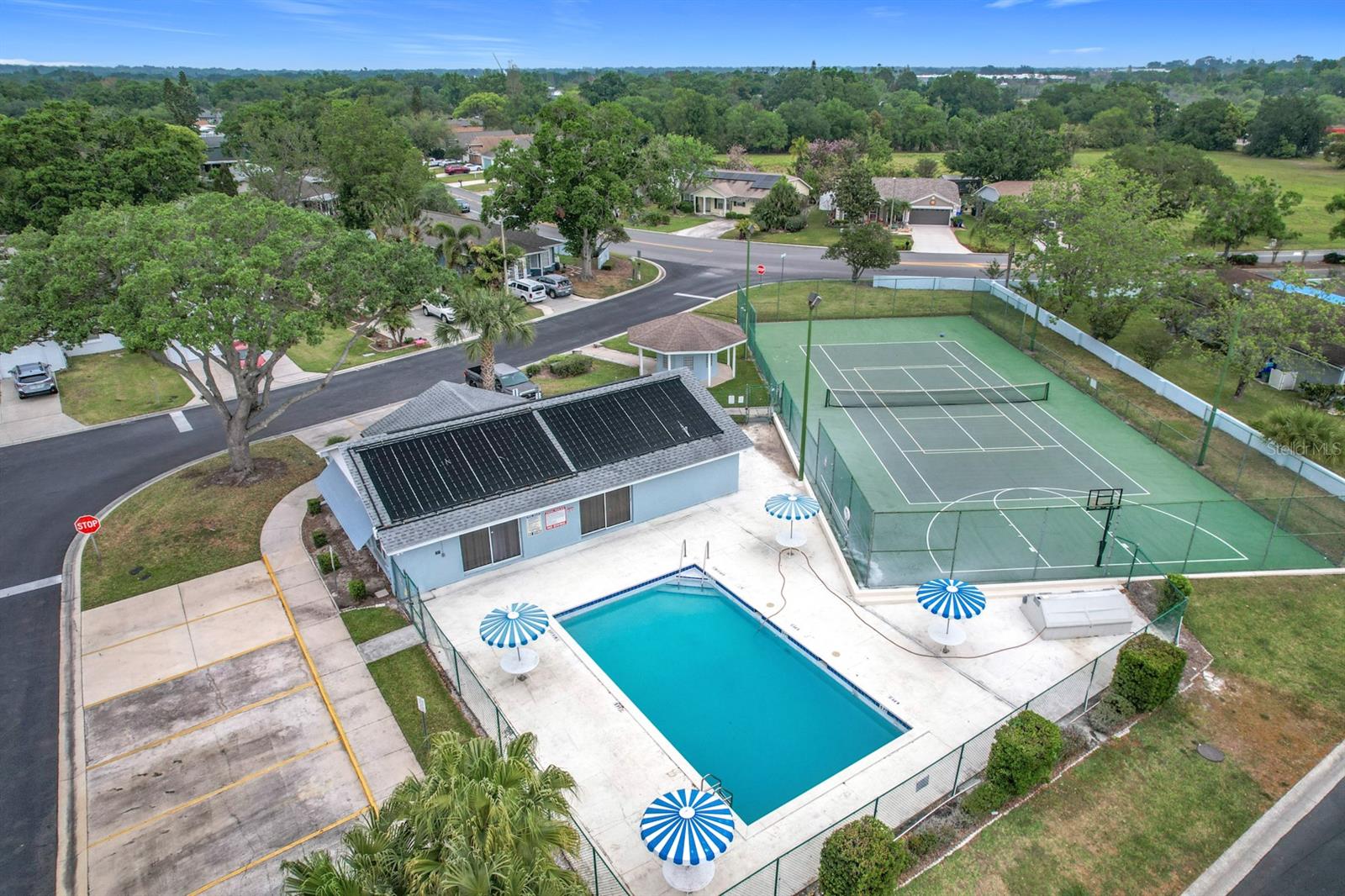 2042 WINDWARD PASS, LAKELAND, FL, 33813