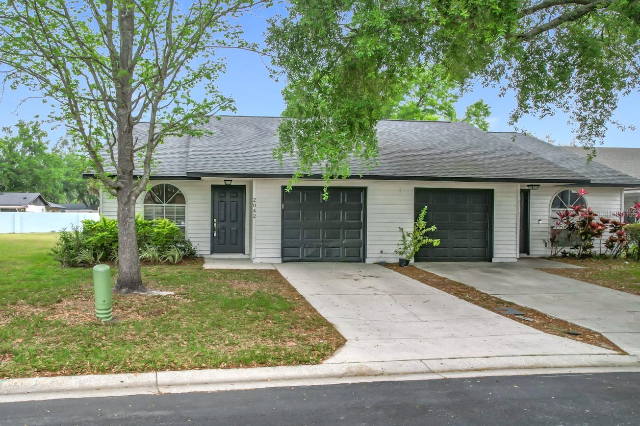2042 WINDWARD PASS, LAKELAND, FL, 33813