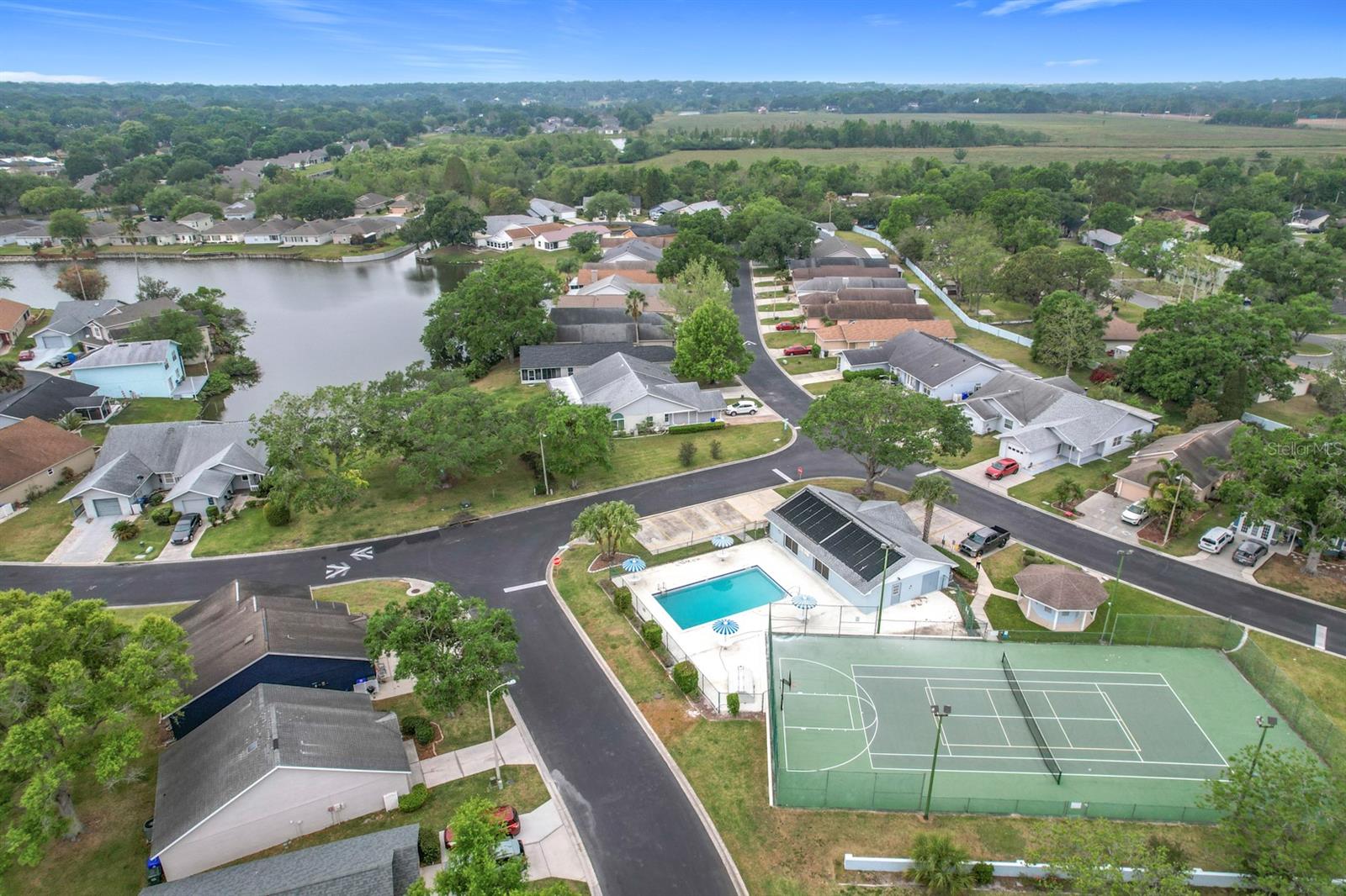 2042 WINDWARD PASS, LAKELAND, FL, 33813