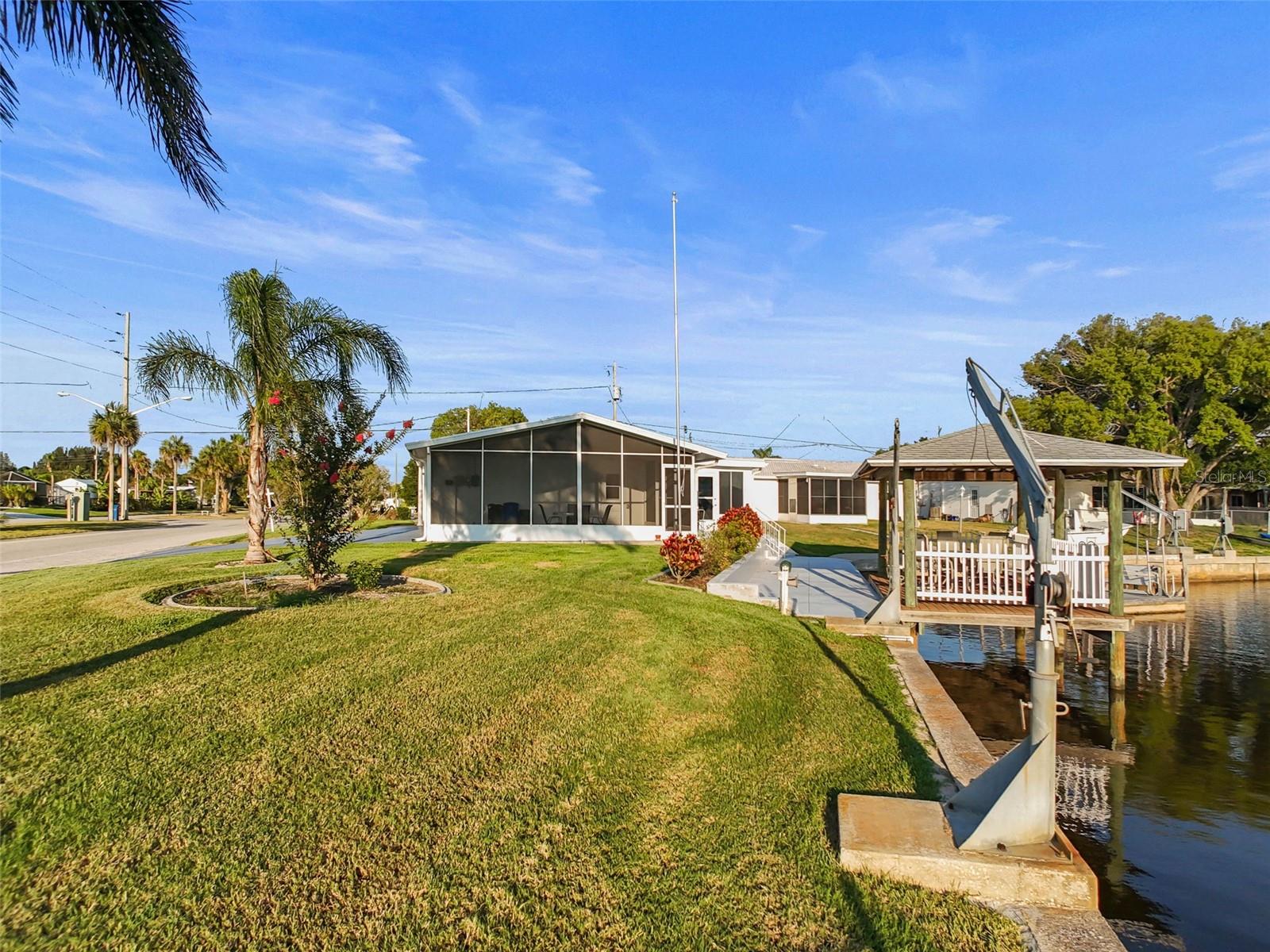 6536 BEACH BLVD, HUDSON, FL, 34667