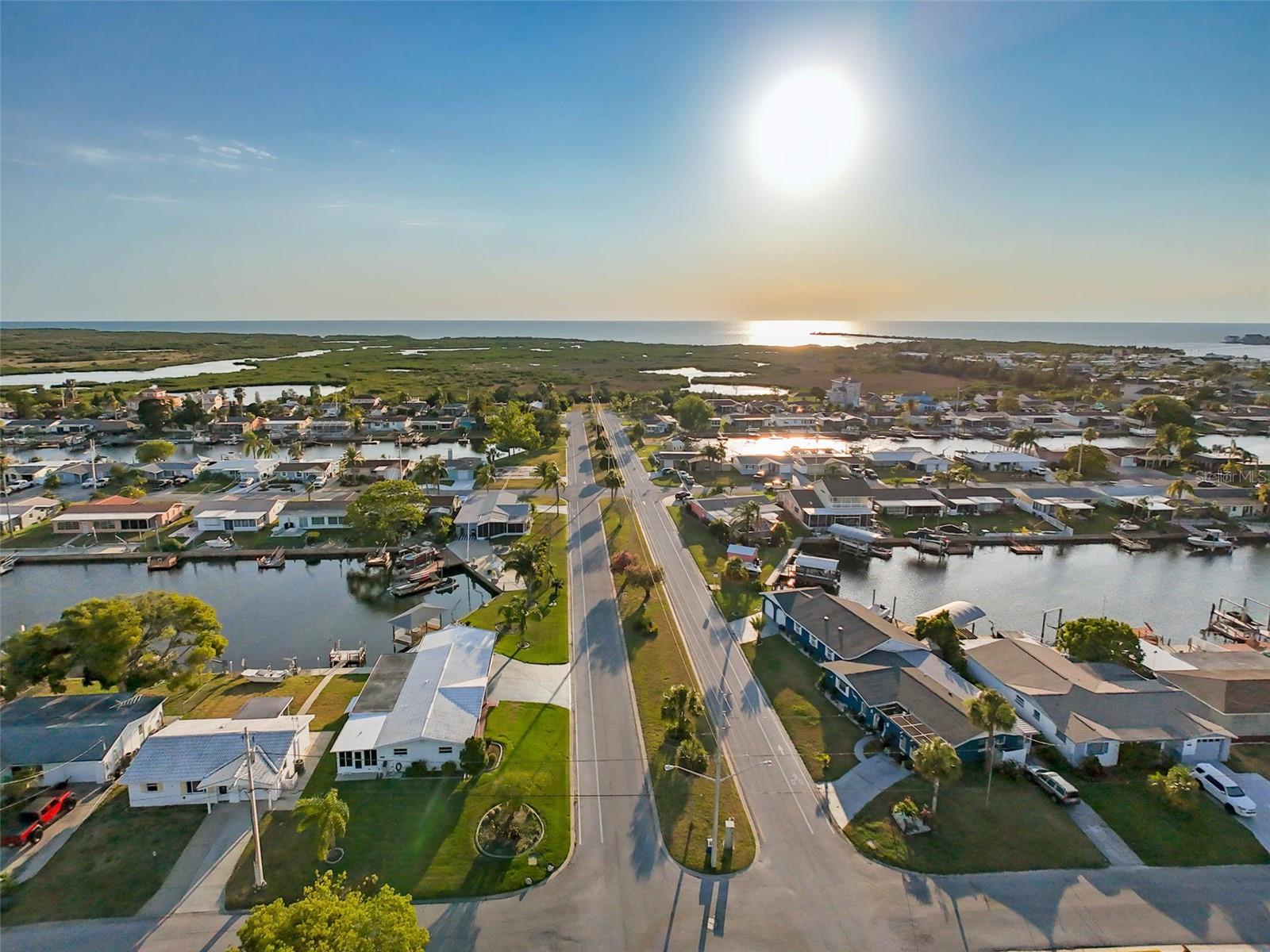 6536 BEACH BLVD, HUDSON, FL, 34667