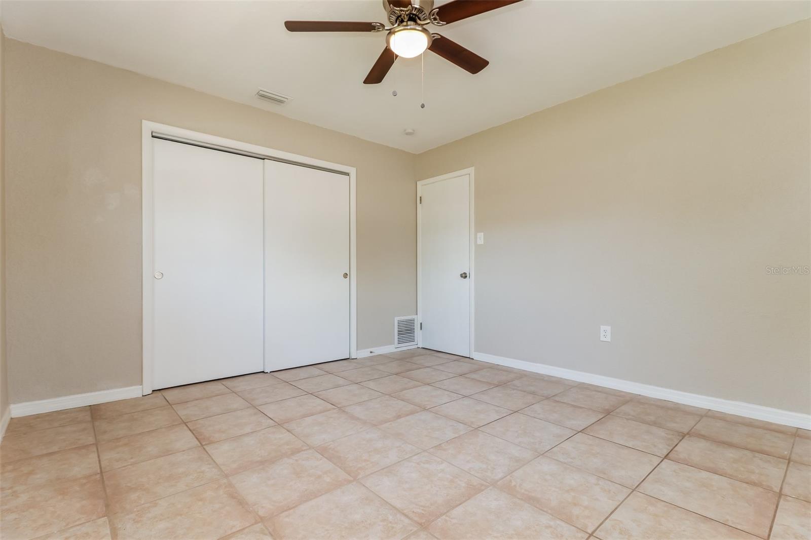 861 88TH AVE N, ST PETERSBURG, FL, 33702