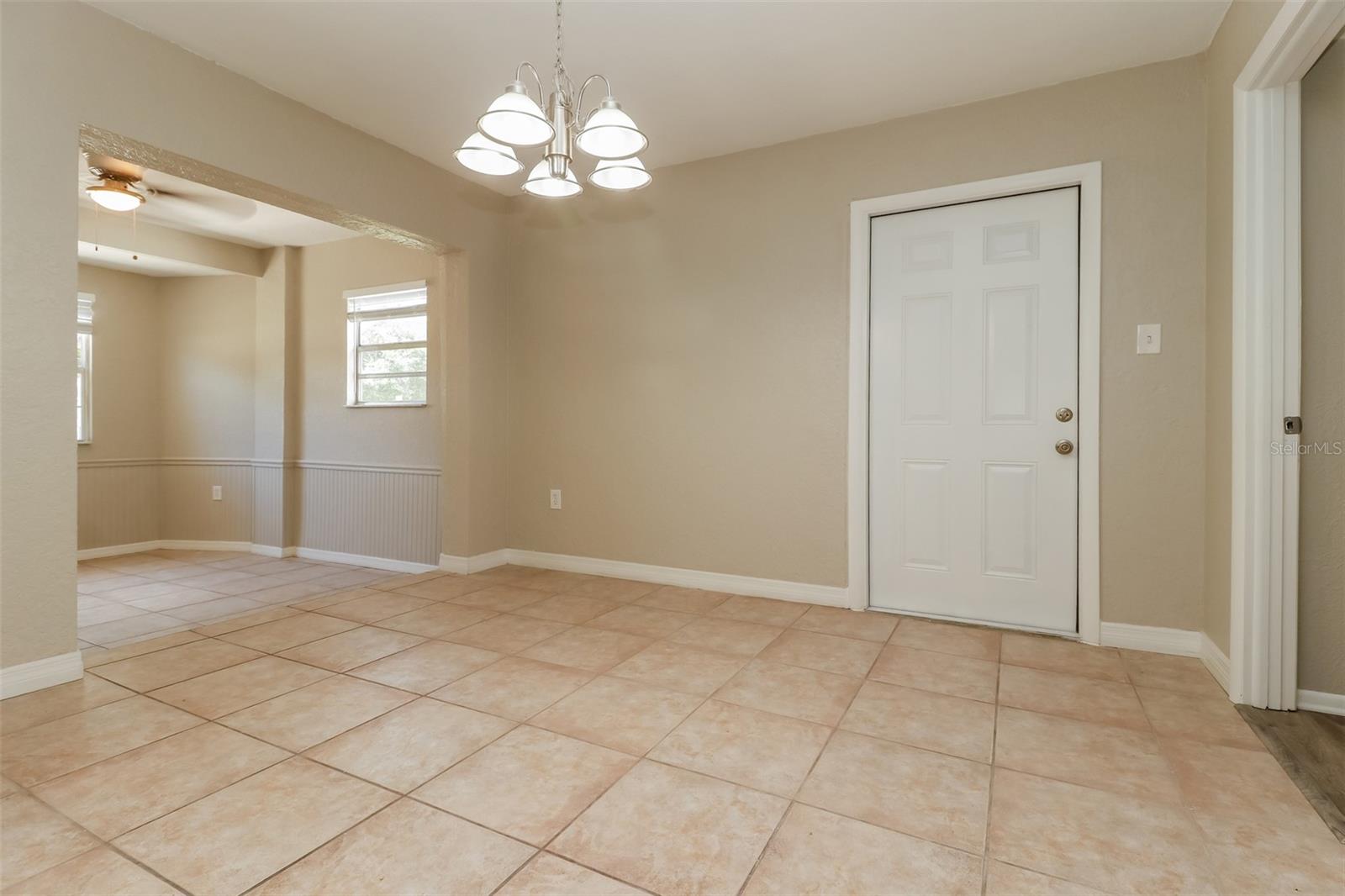 861 88TH AVE N, ST PETERSBURG, FL, 33702