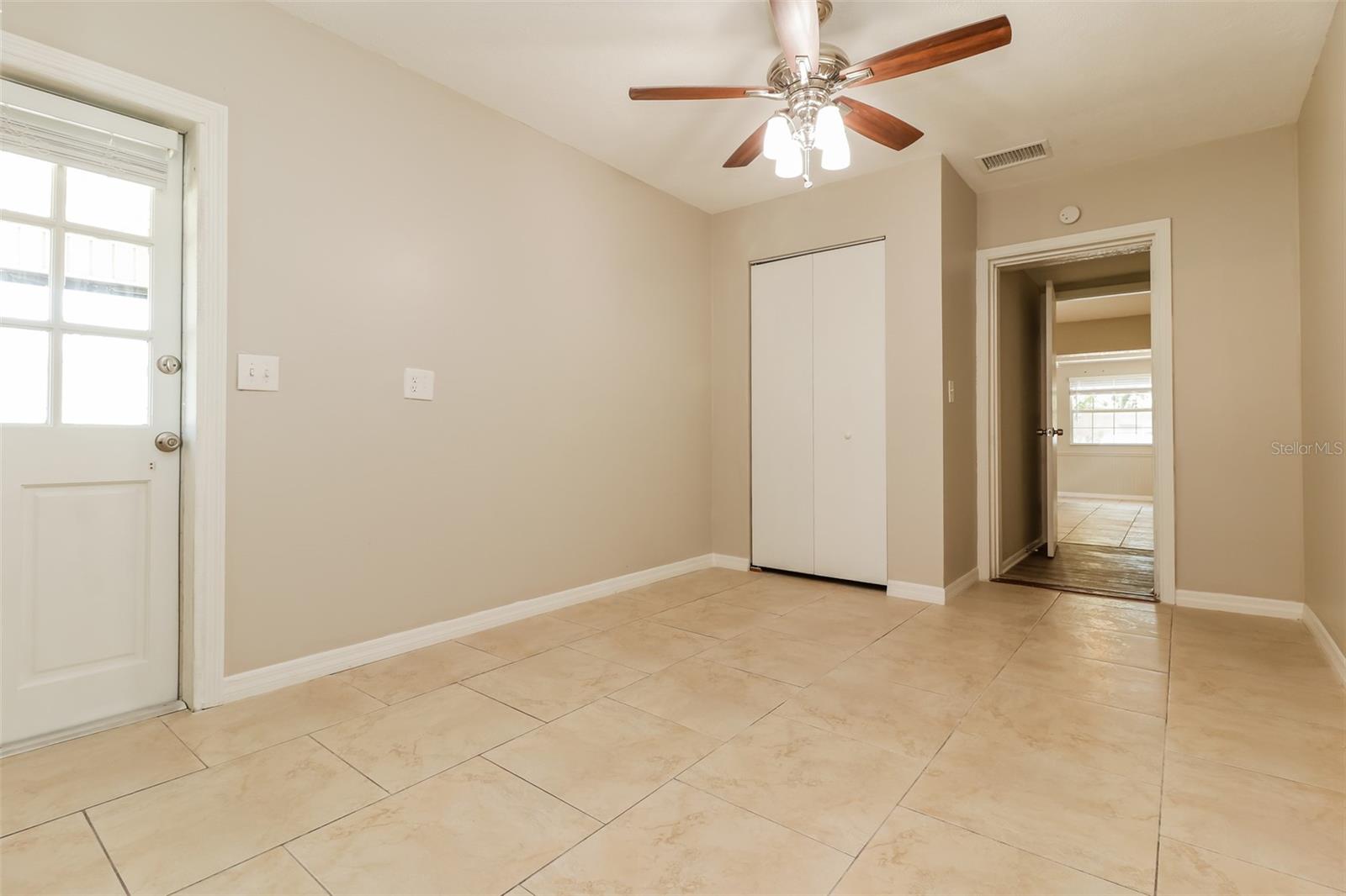 861 88TH AVE N, ST PETERSBURG, FL, 33702