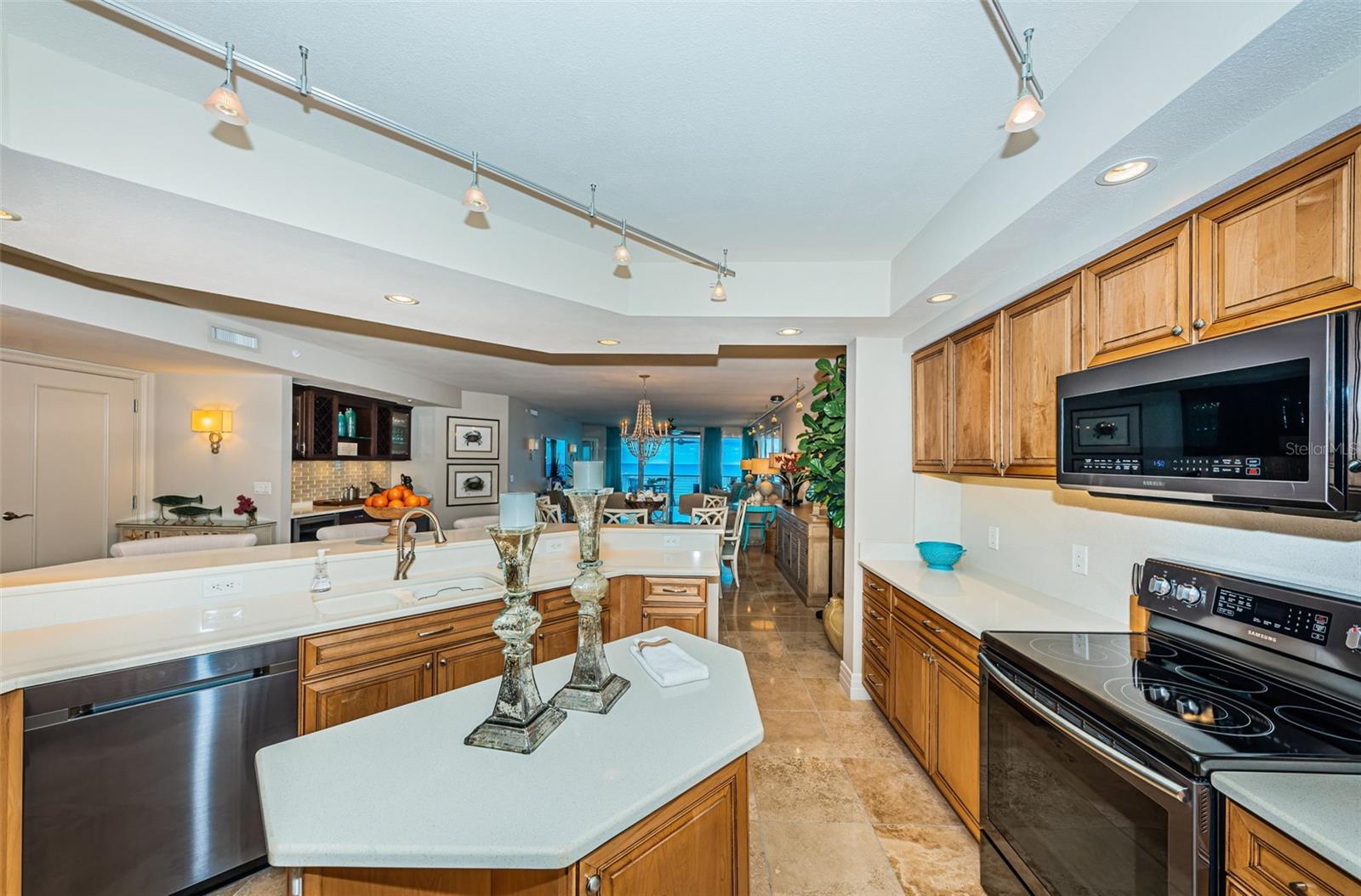 1350 GULF BLVD #502, CLEARWATER BEACH, FL, 33767