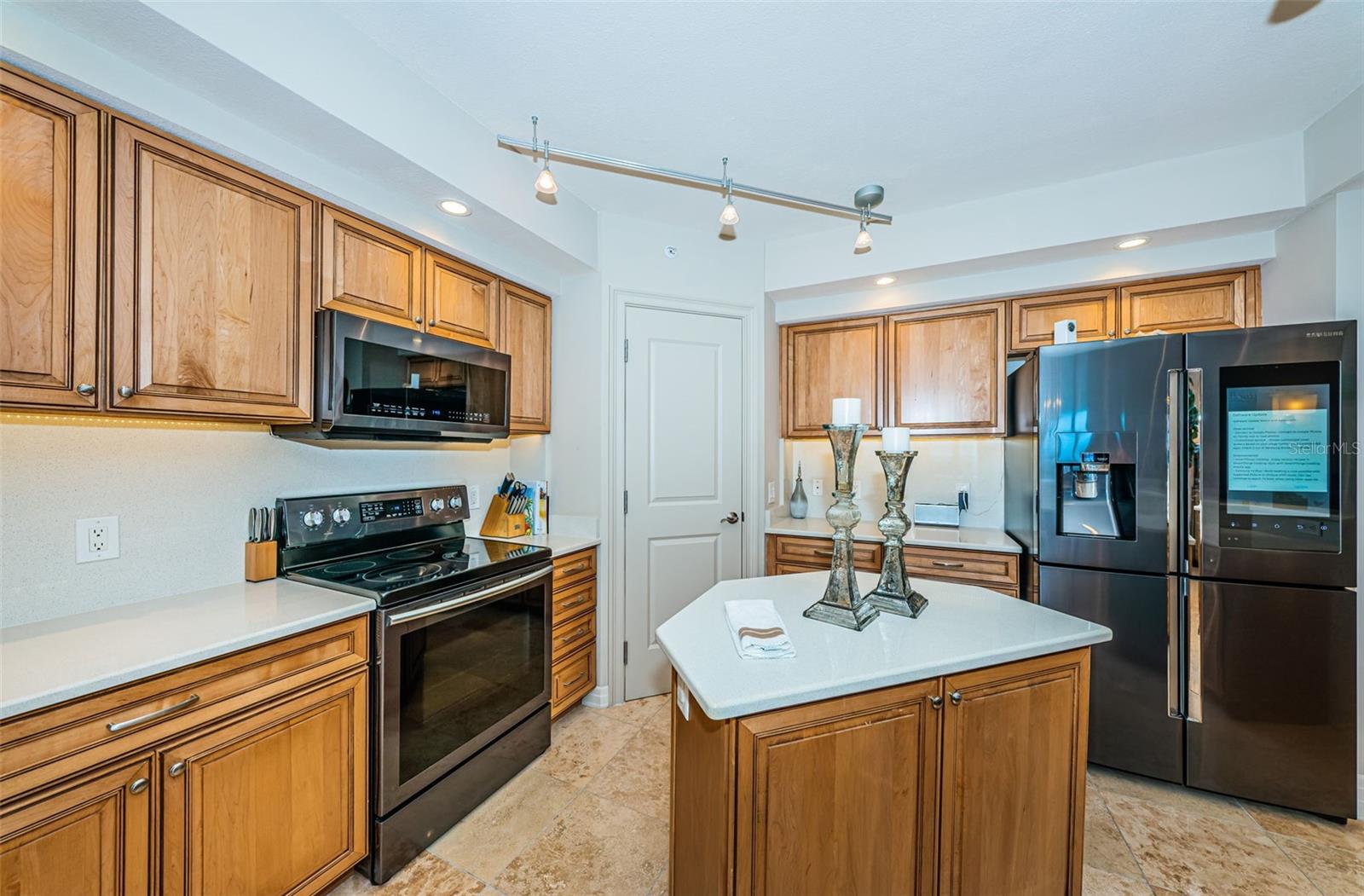 1350 GULF BLVD #502, CLEARWATER BEACH, FL, 33767