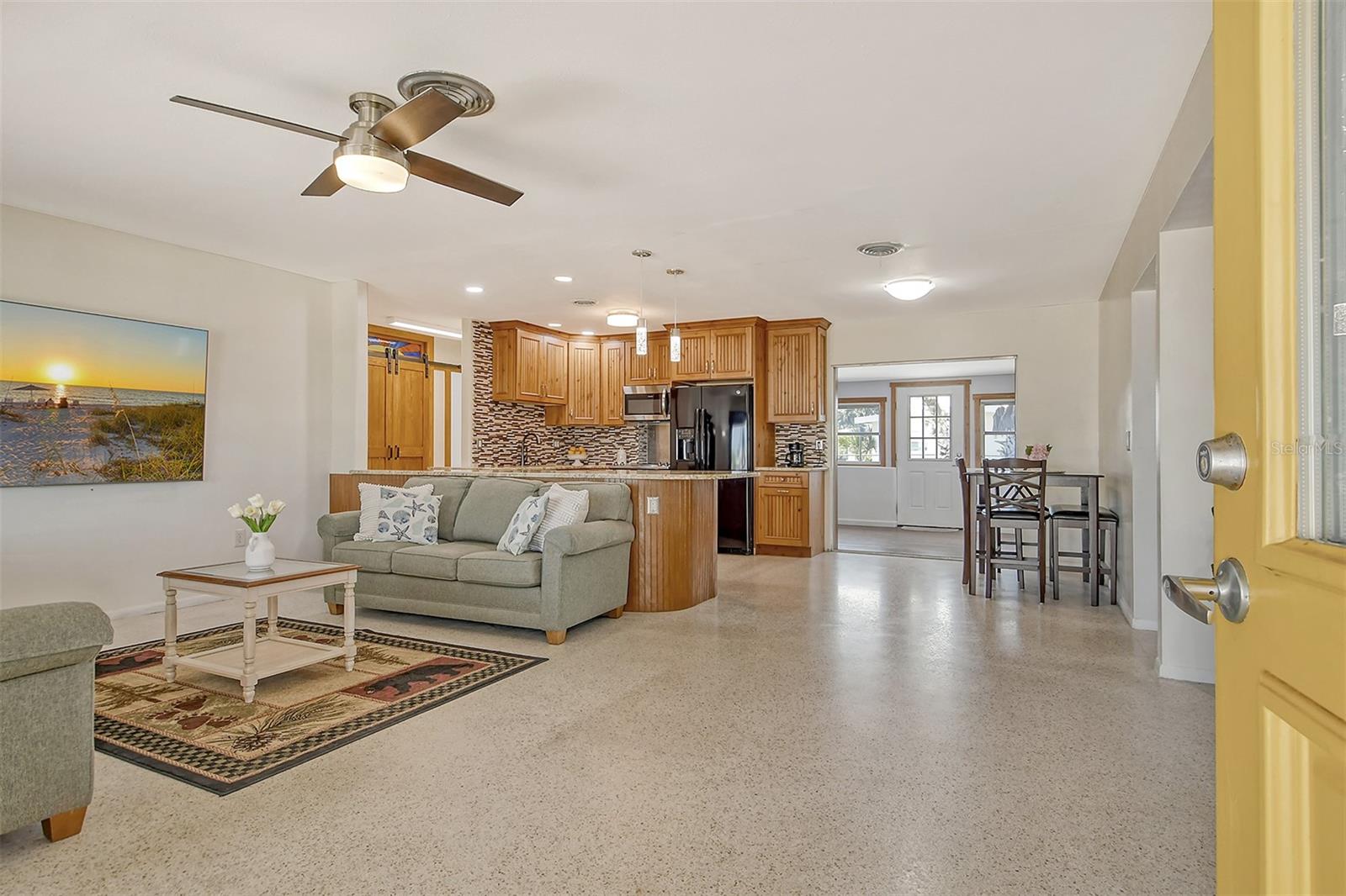 568 SHERIDAN DR, VENICE, FL, 34293