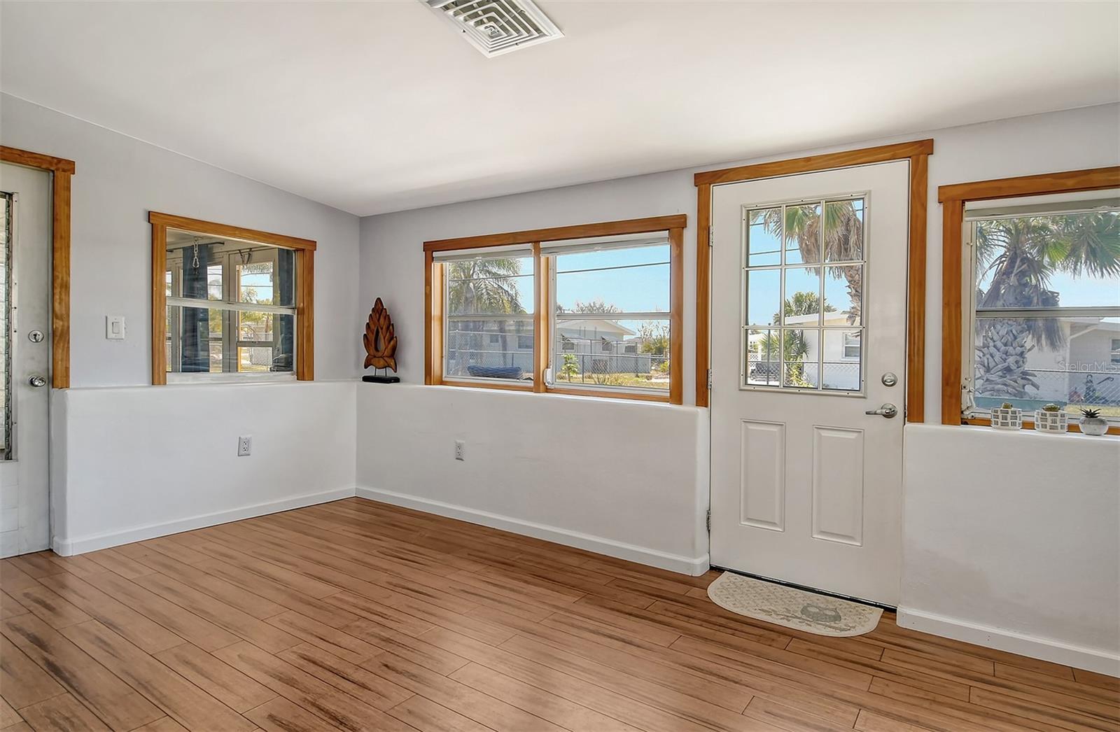 568 SHERIDAN DR, VENICE, FL, 34293