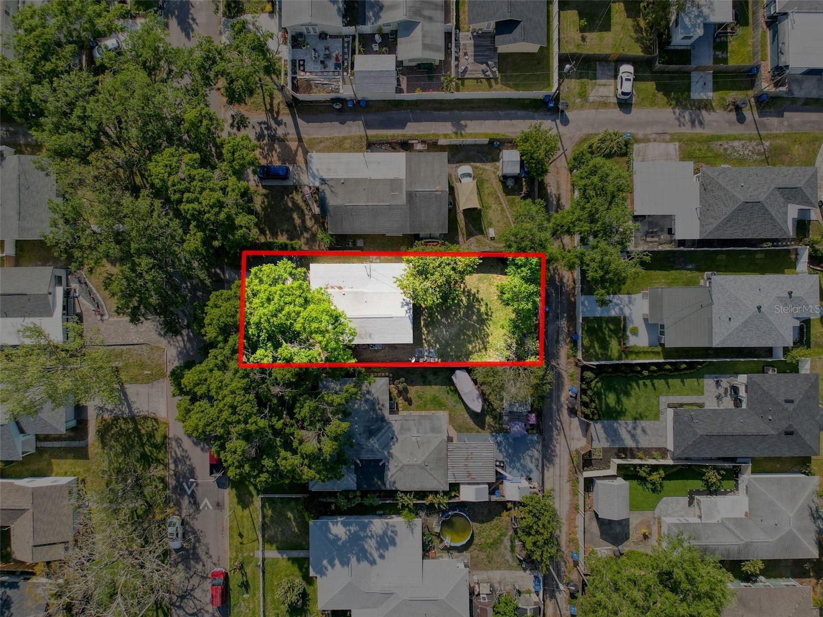 1121 49TH AVE N, ST PETERSBURG, FL, 33703