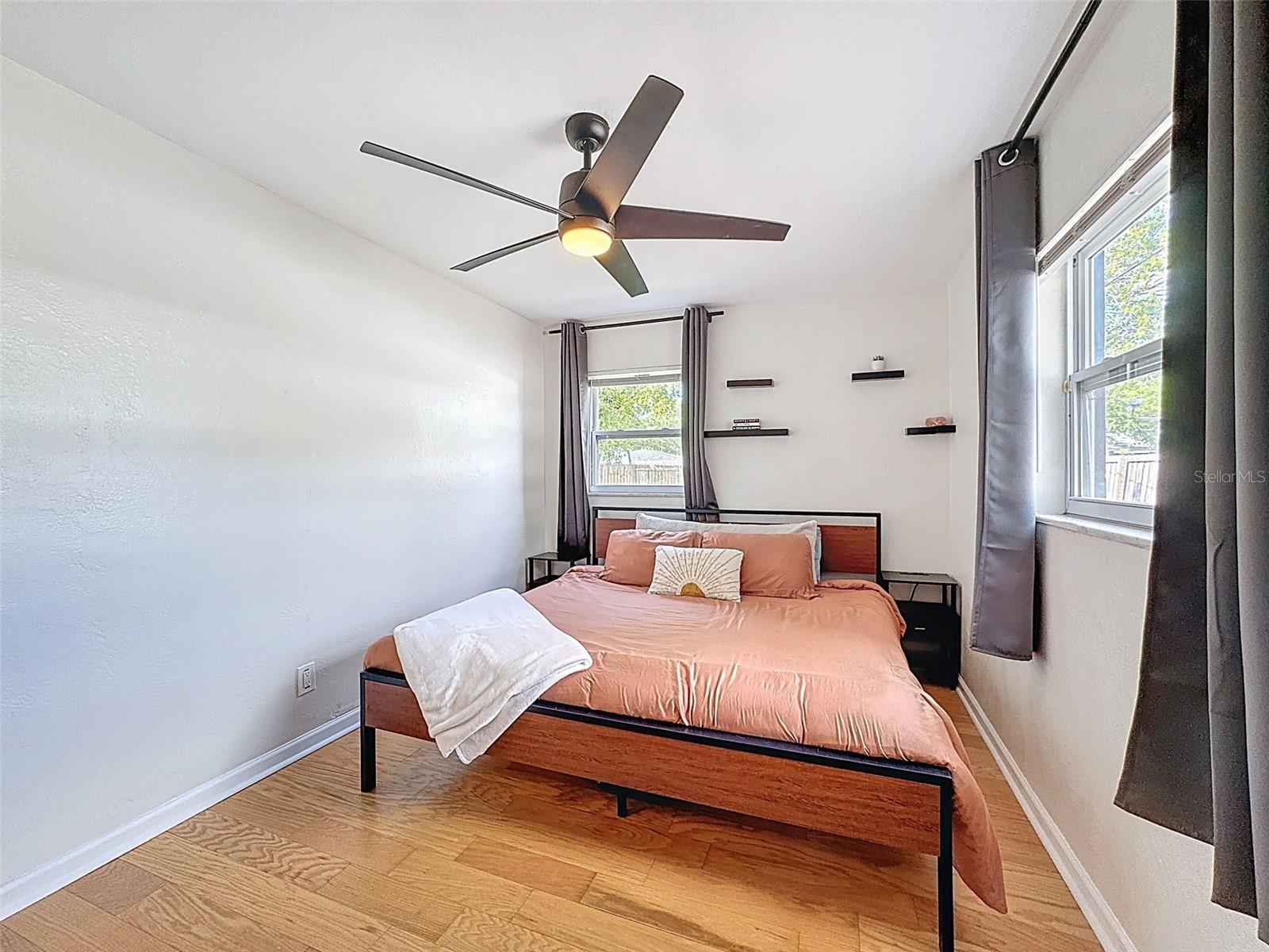 1121 49TH AVE N, ST PETERSBURG, FL, 33703