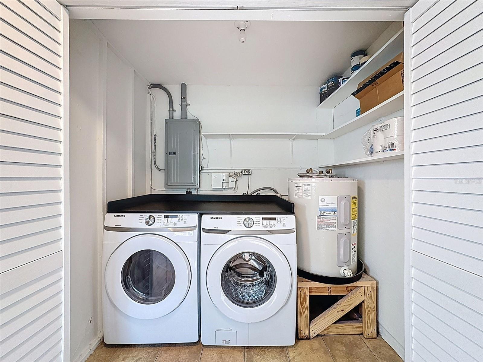 1121 49TH AVE N, ST PETERSBURG, FL, 33703