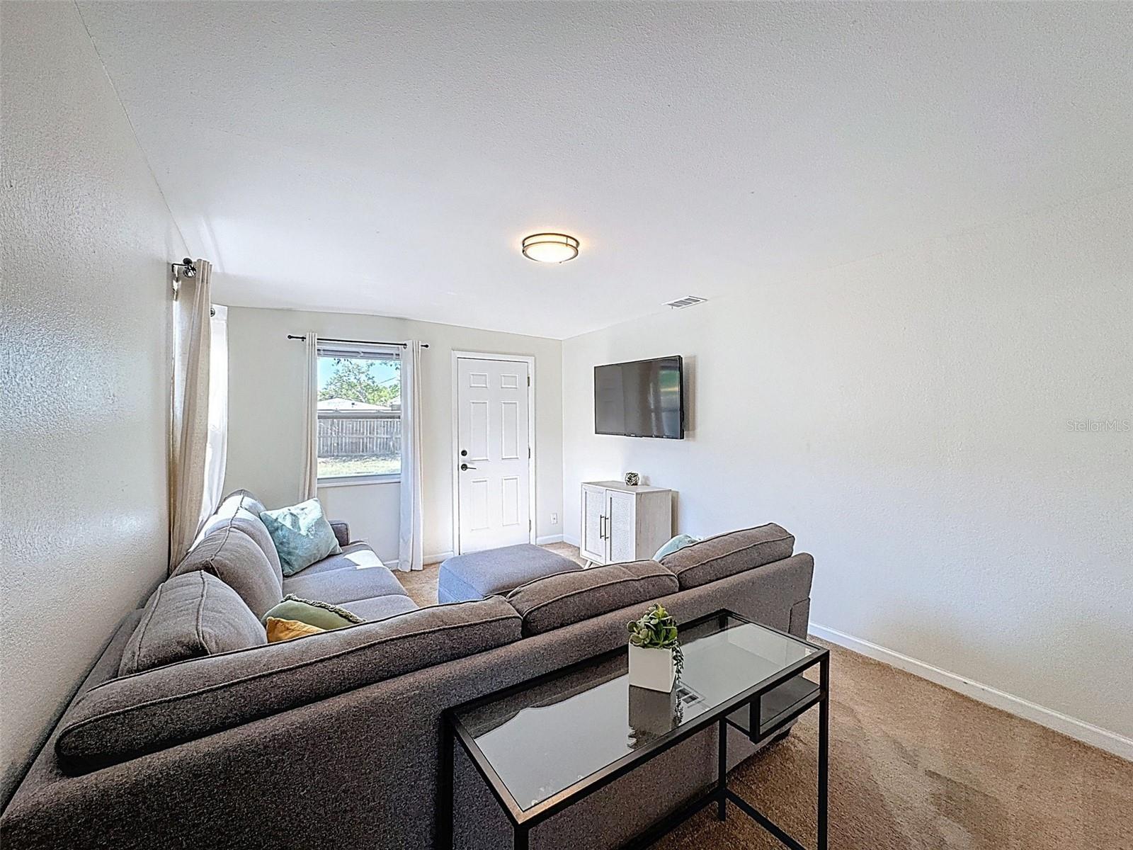 1121 49TH AVE N, ST PETERSBURG, FL, 33703