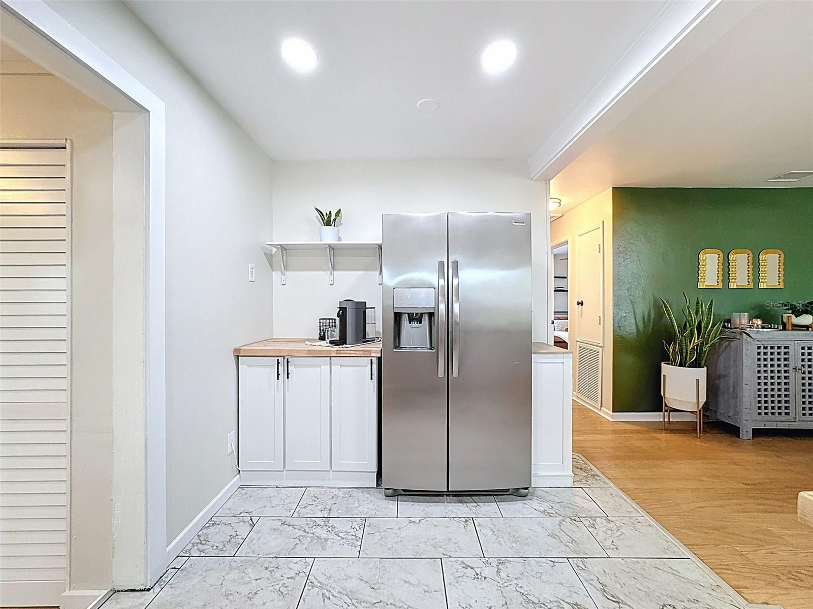 1121 49TH AVE N, ST PETERSBURG, FL, 33703