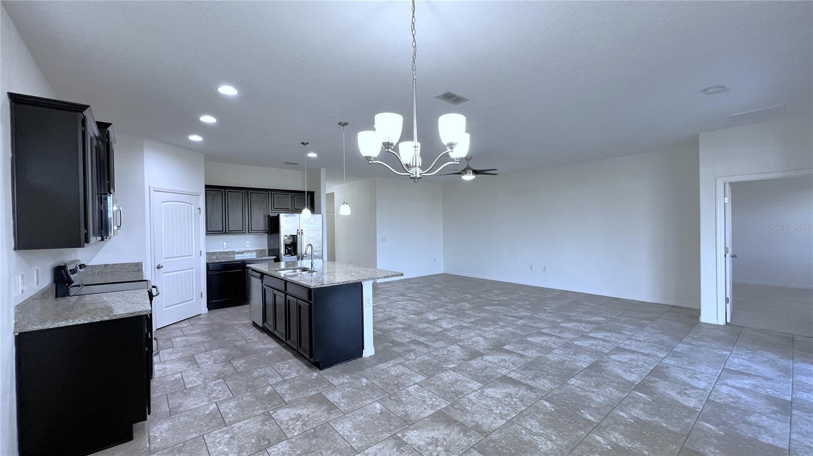 282 DRAYTON AVE, DAVENPORT, FL, 33837