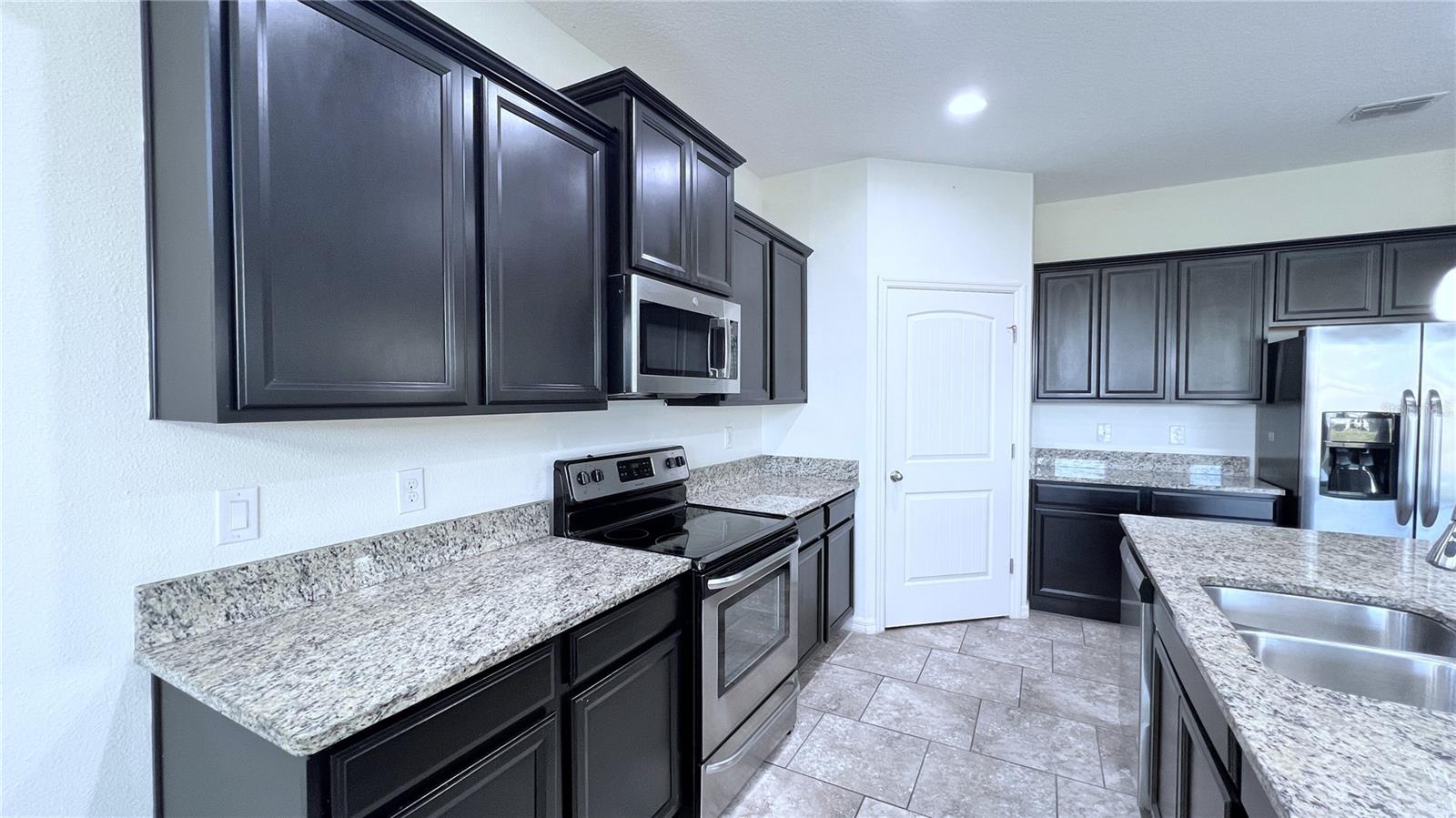 282 DRAYTON AVE, DAVENPORT, FL, 33837