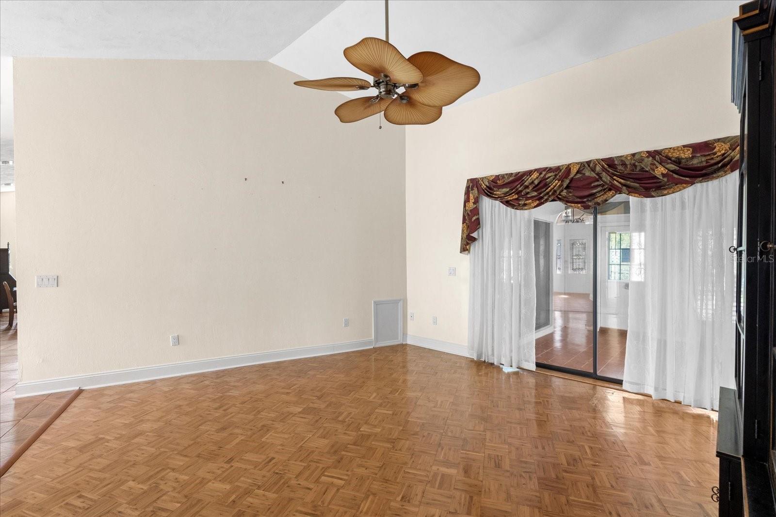 105 COLECHESTER LN, PALM COAST, FL, 32137