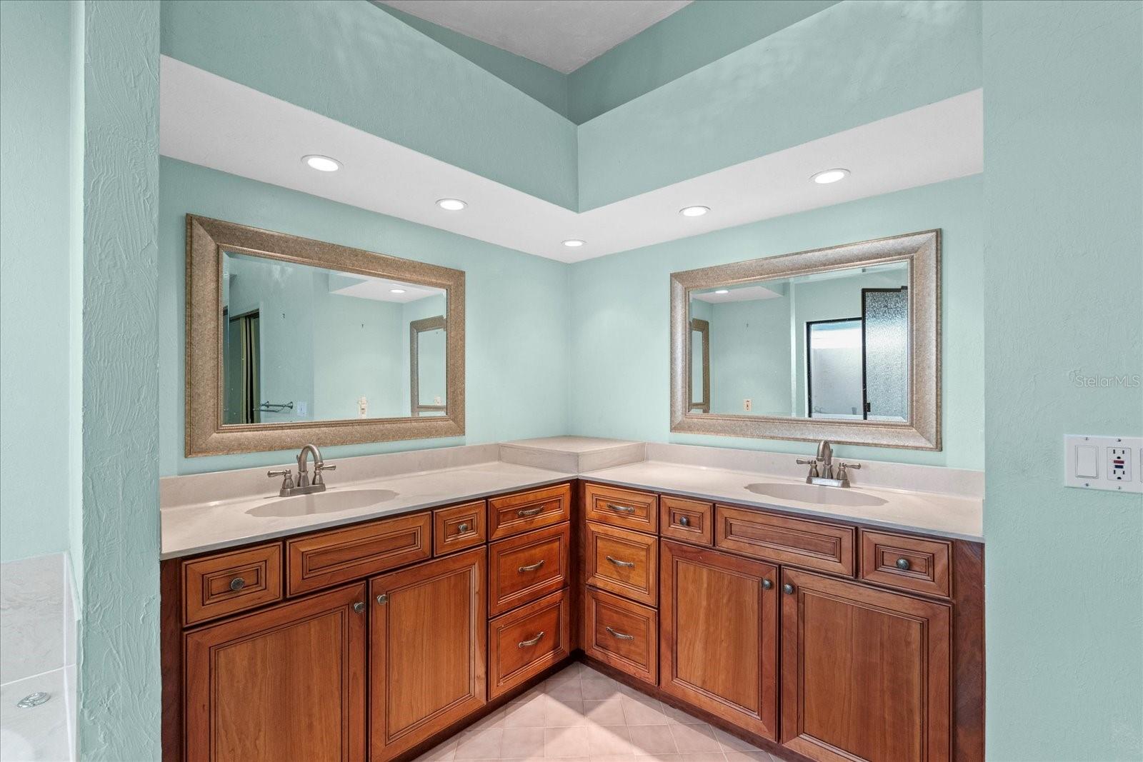 105 COLECHESTER LN, PALM COAST, FL, 32137