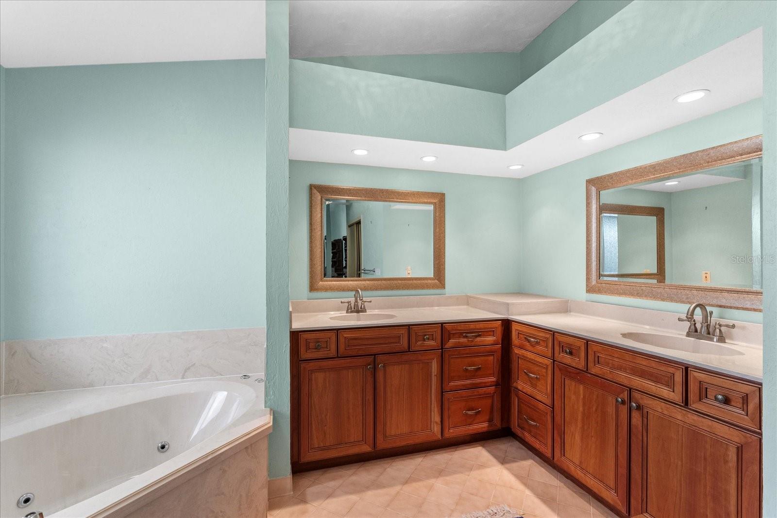 105 COLECHESTER LN, PALM COAST, FL, 32137