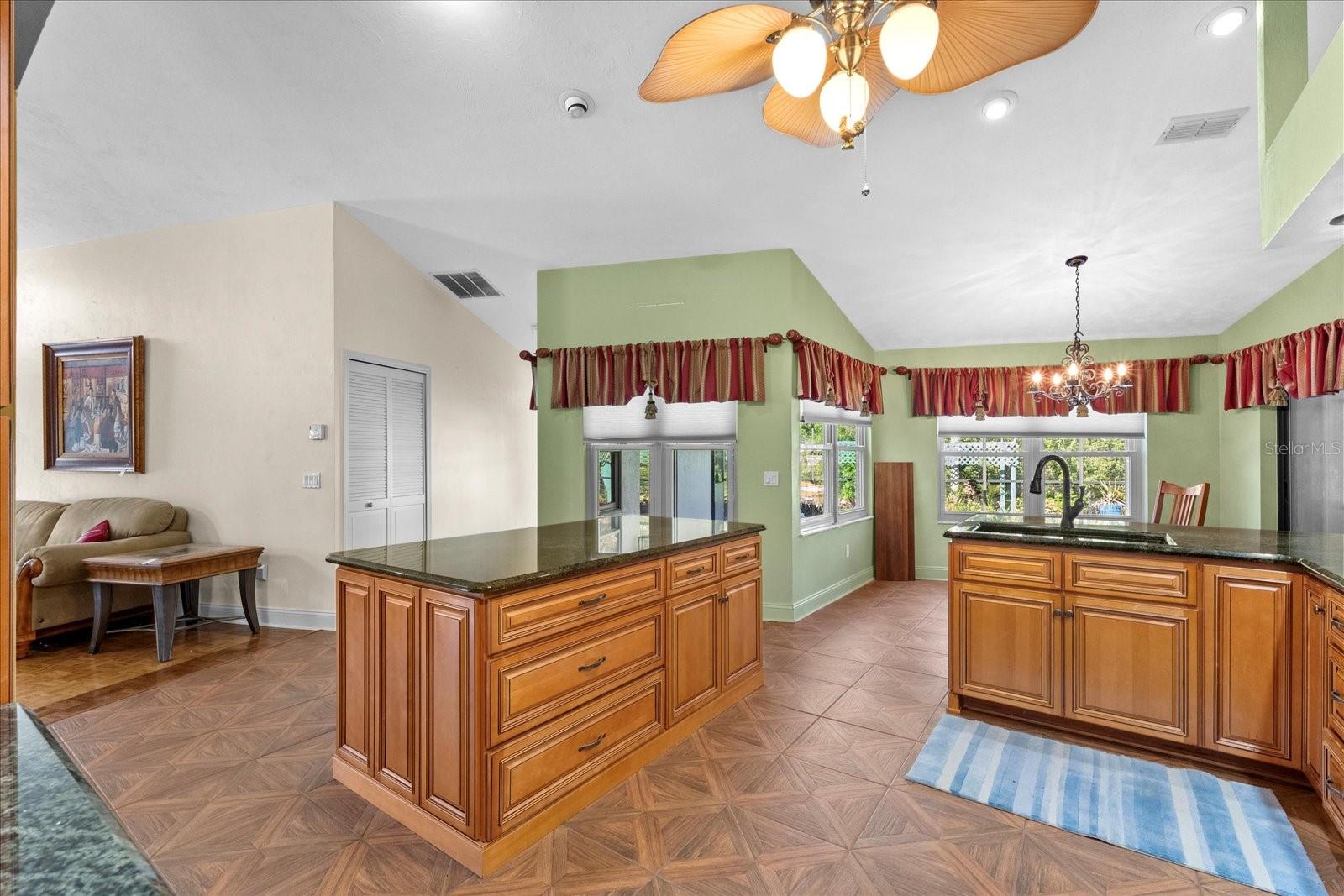 105 COLECHESTER LN, PALM COAST, FL, 32137