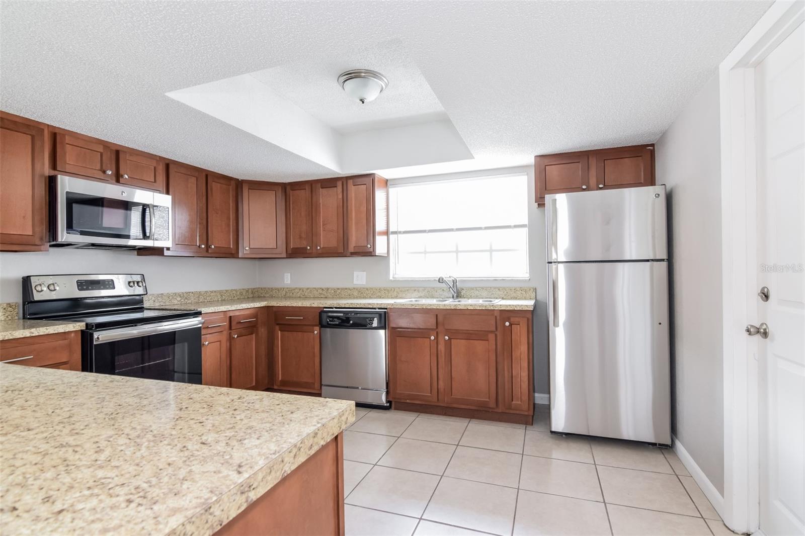 23026 DOVER DR, LAND O LAKES, FL, 34639