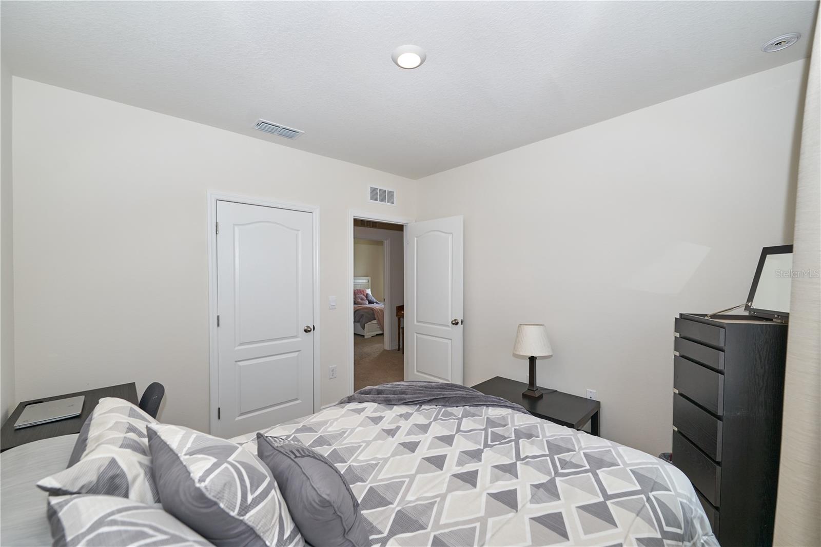 1236 BERRY LN, DAVENPORT, FL, 33837