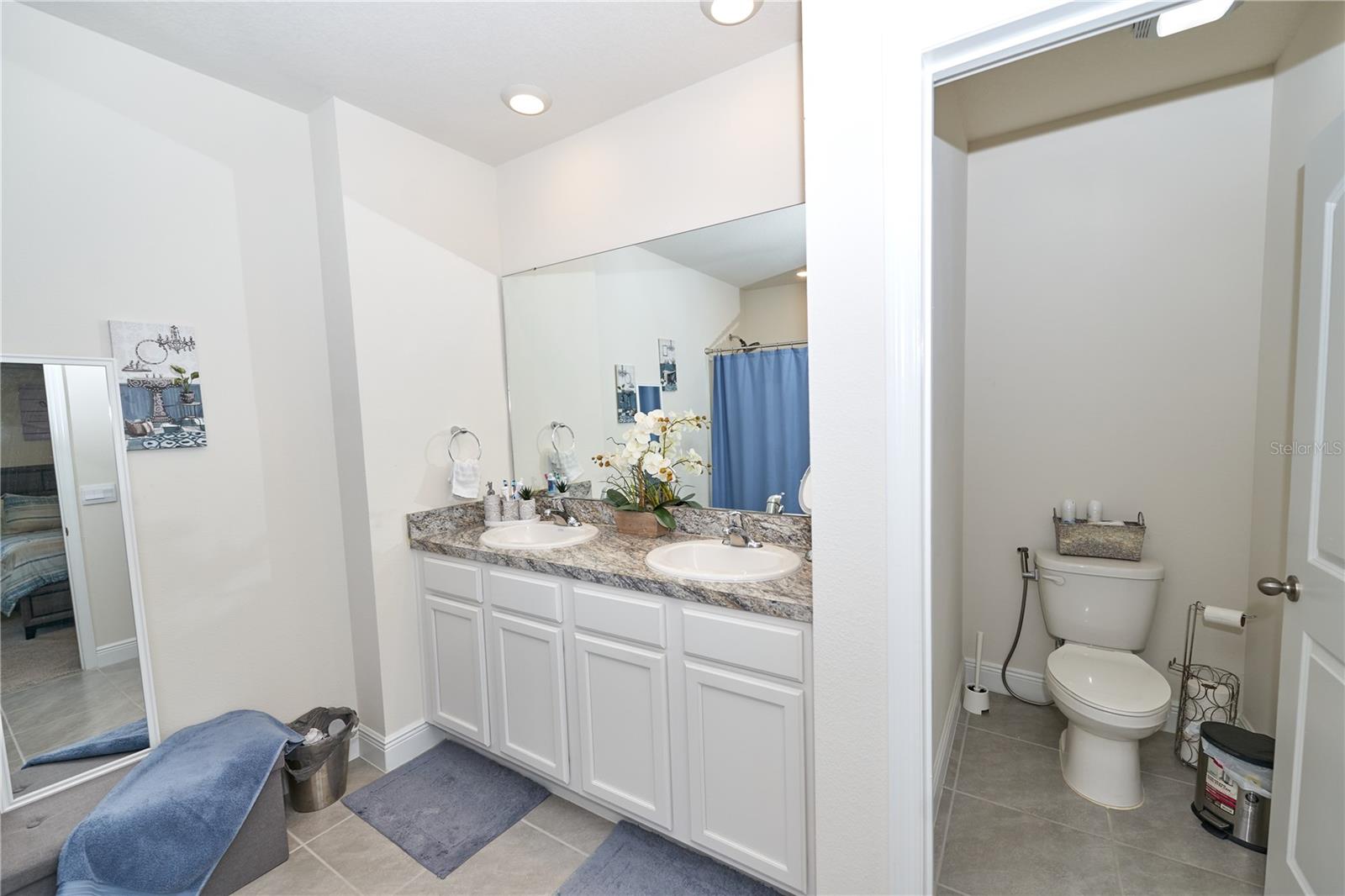 1236 BERRY LN, DAVENPORT, FL, 33837