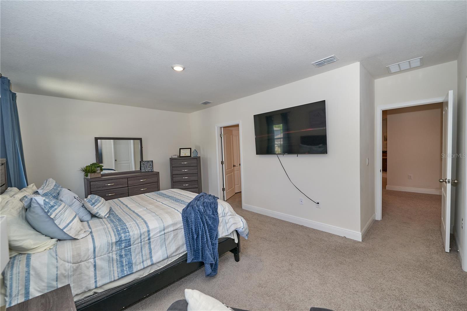 1236 BERRY LN, DAVENPORT, FL, 33837