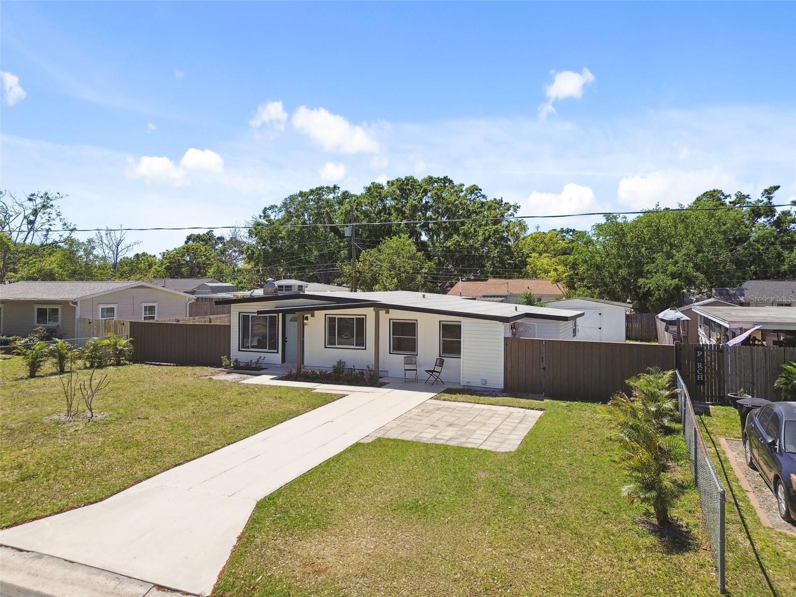 7520 ORPINE DR N, ST PETERSBURG, FL, 33702