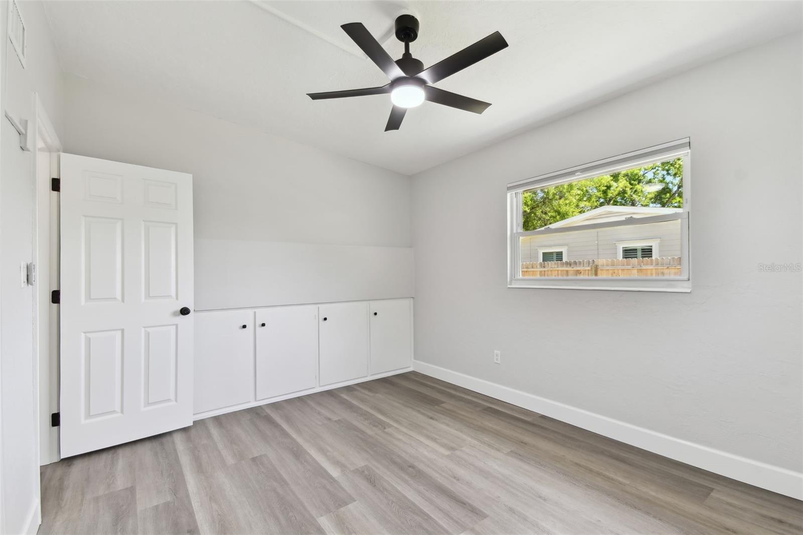 7520 ORPINE DR N, ST PETERSBURG, FL, 33702