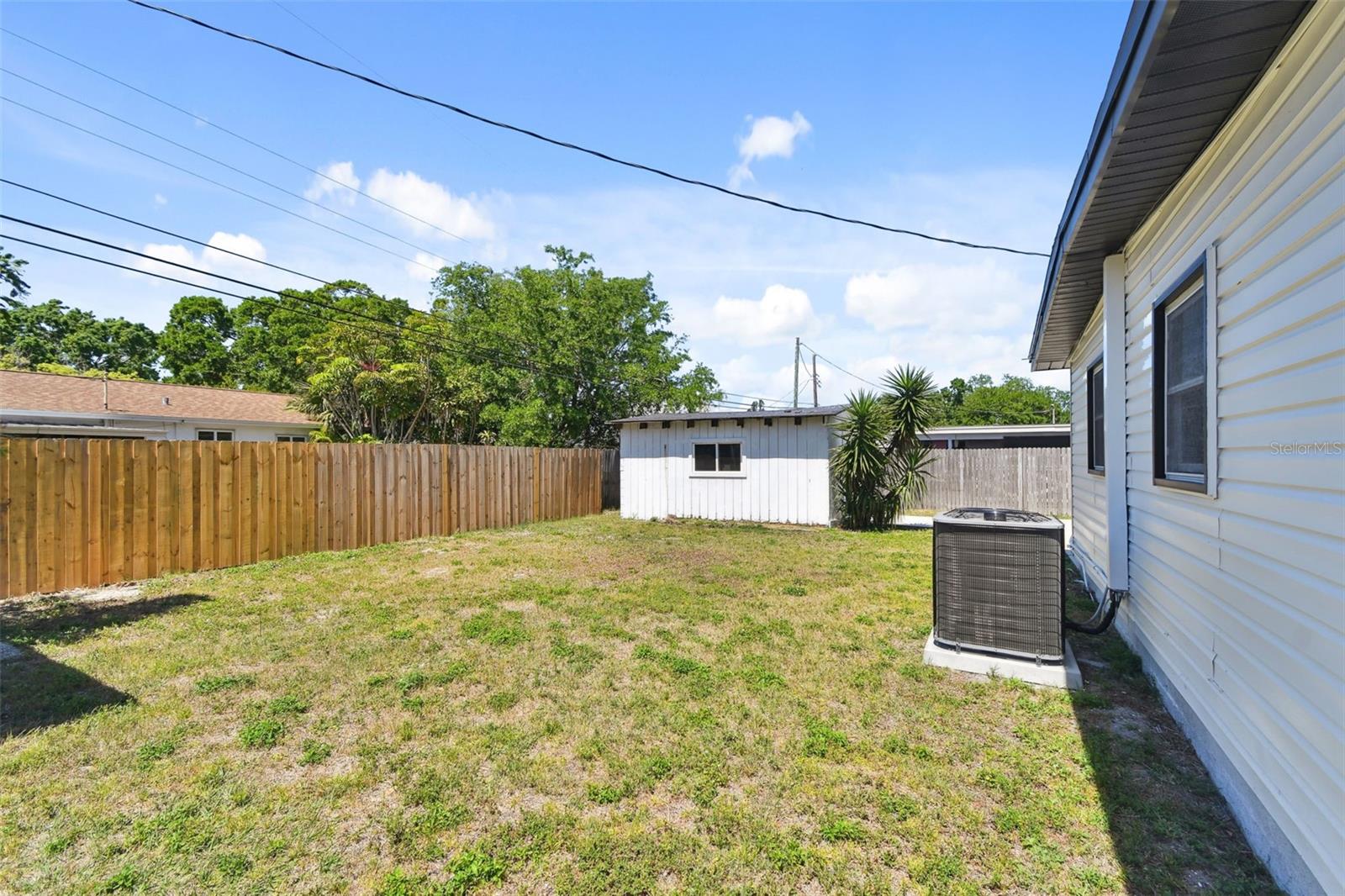 7520 ORPINE DR N, ST PETERSBURG, FL, 33702