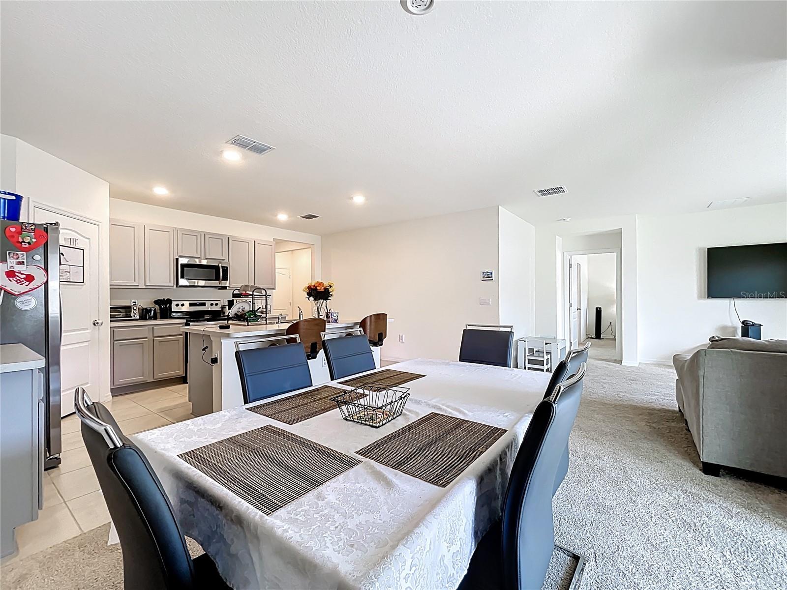 1828 HENIN CIR, TAVARES, FL, 32778