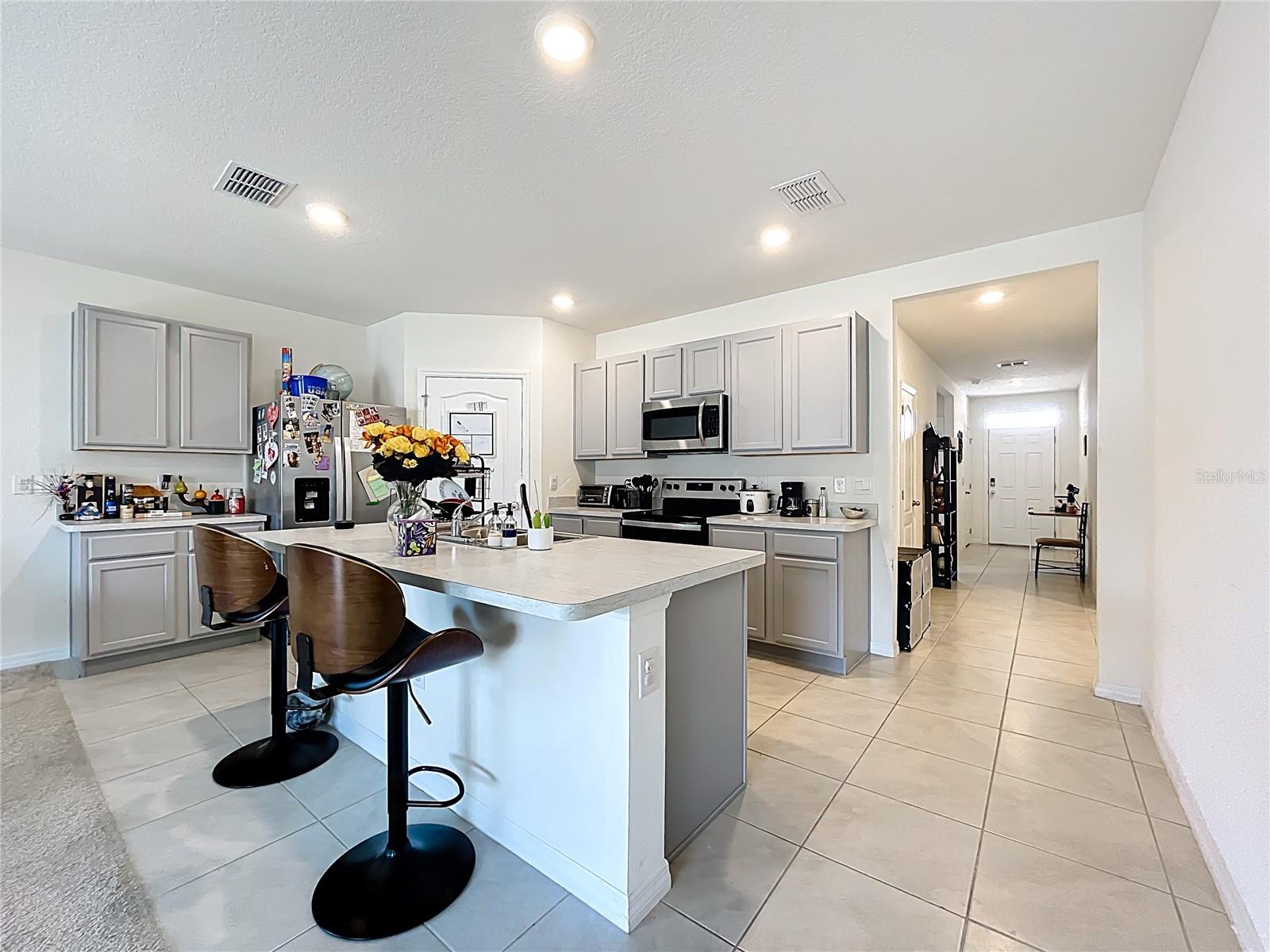 1828 HENIN CIR, TAVARES, FL, 32778