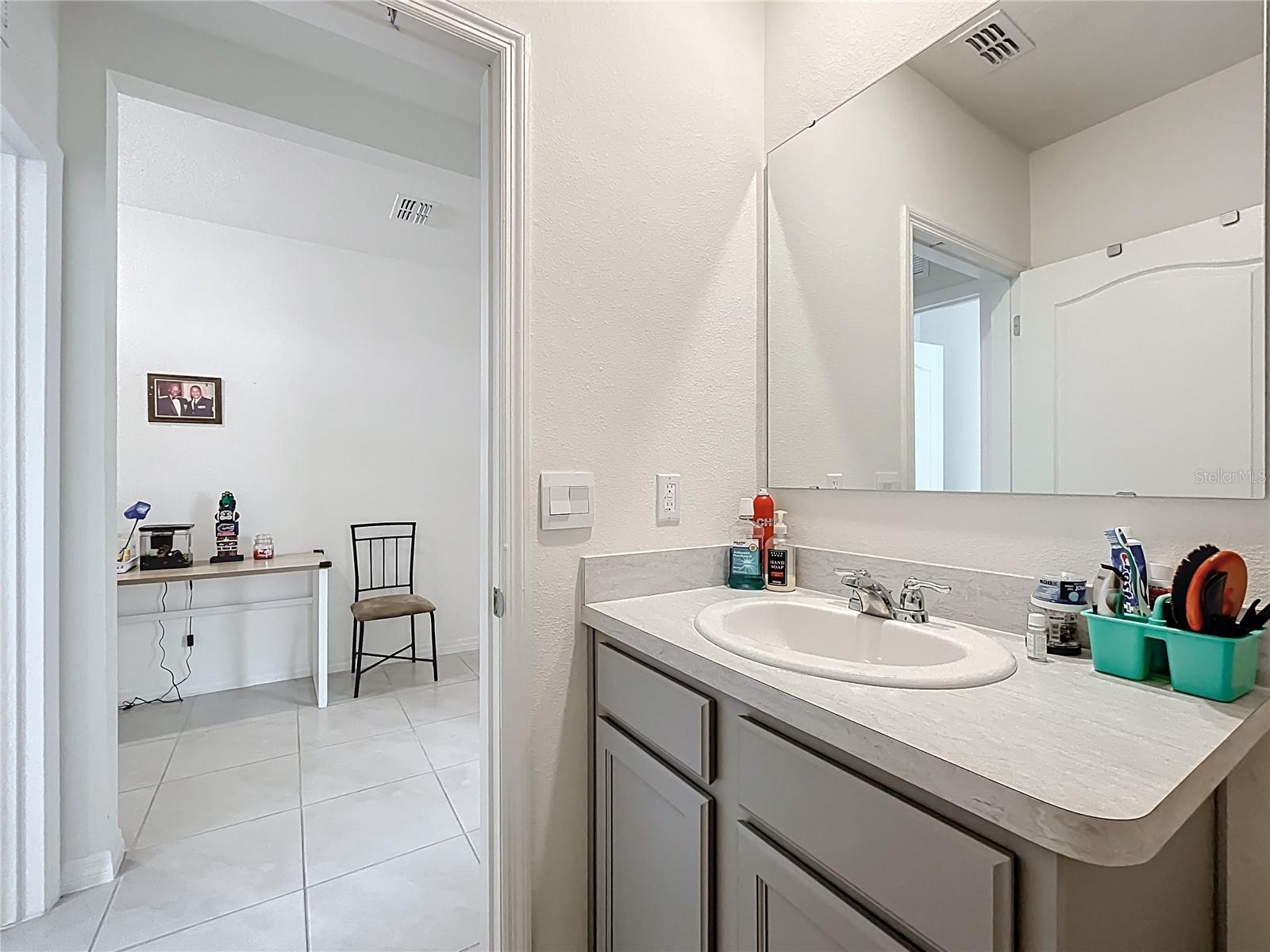 1828 HENIN CIR, TAVARES, FL, 32778