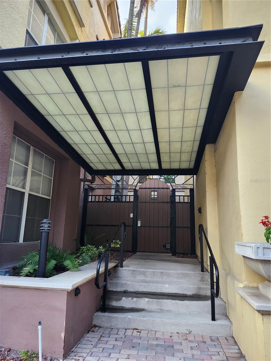 2421 W HORATIO ST #817, TAMPA, FL, 33609