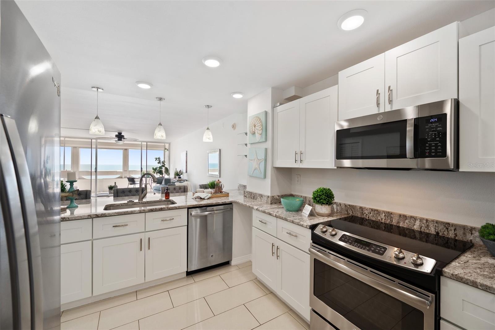17920 GULF BLVD #2004, REDINGTON SHORES, FL, 33708